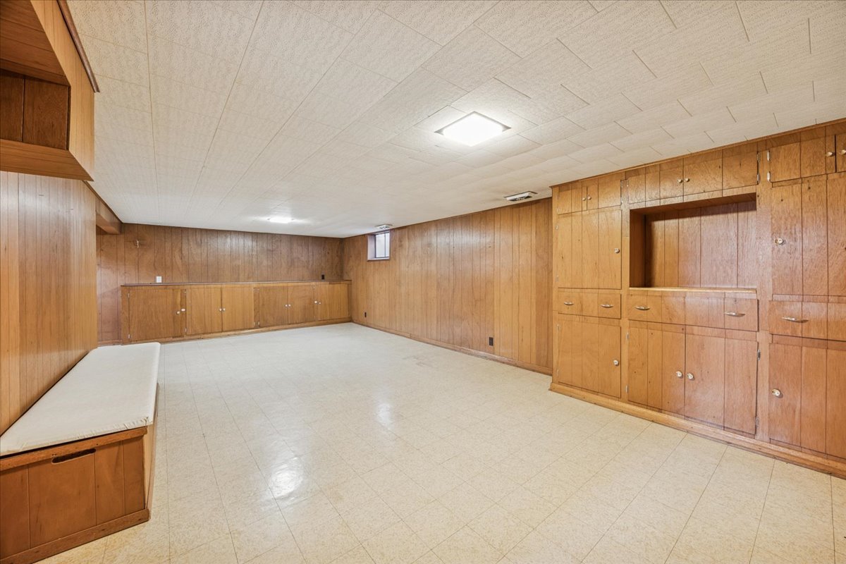 11121 Martindale Drive