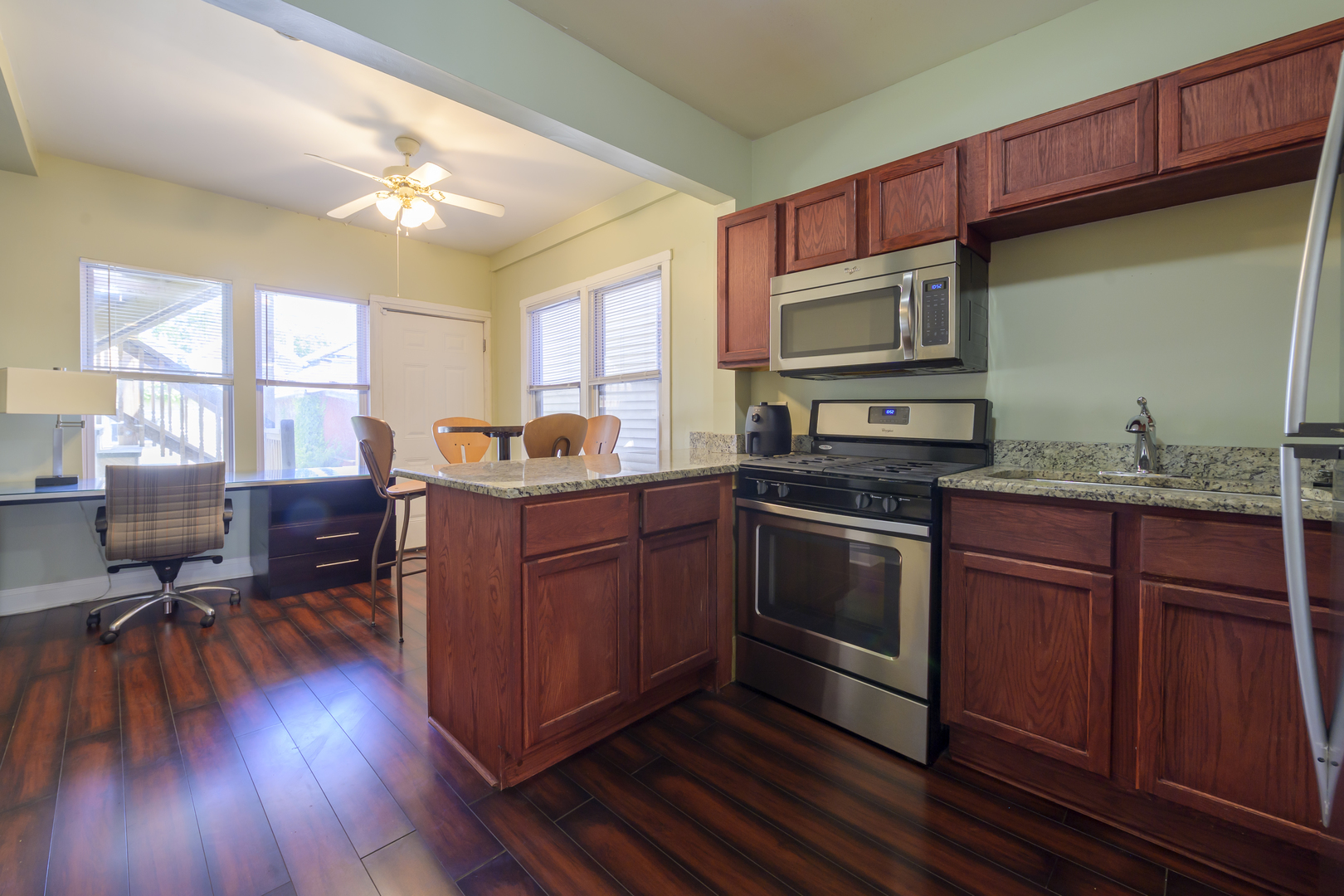 2436 W Fillmore Street