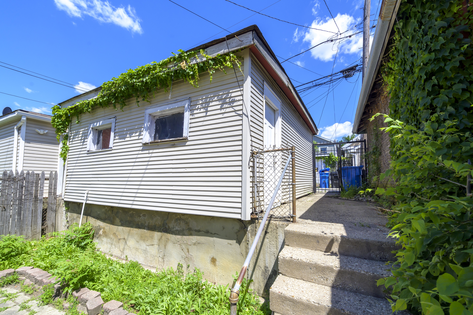 2436 W Fillmore Street