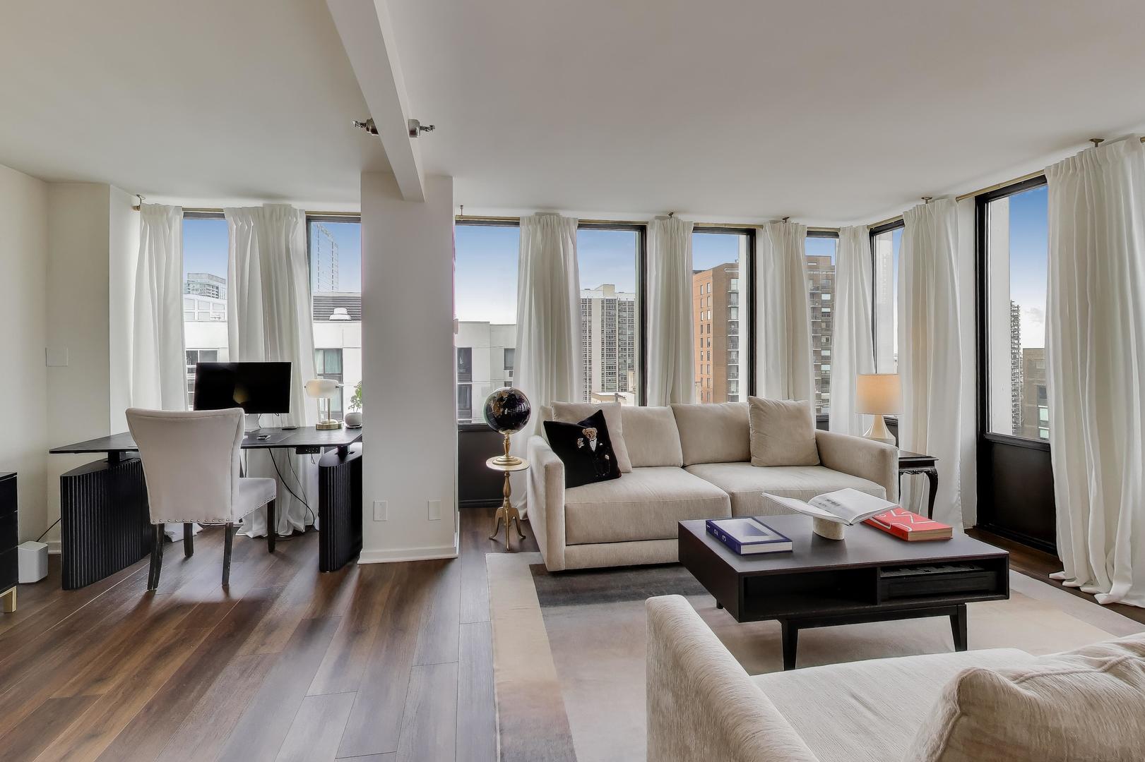 1230 N State Parkway Unit: 19C