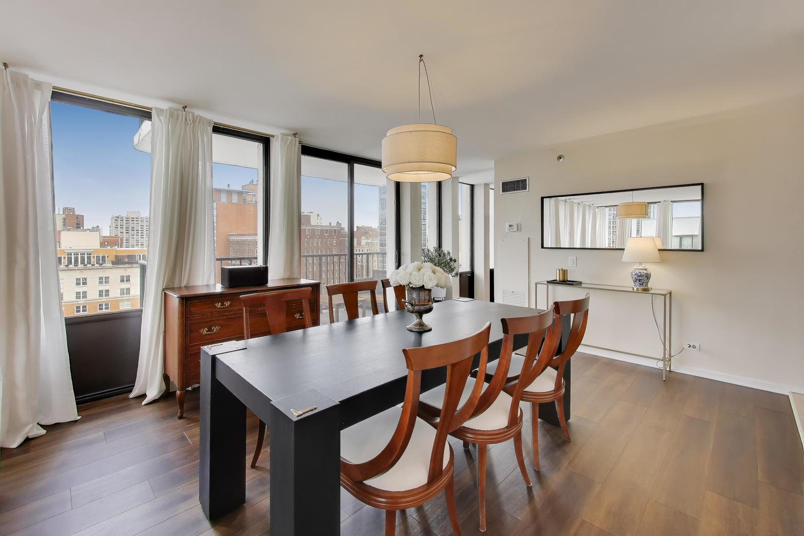 1230 N State Parkway Unit: 19C