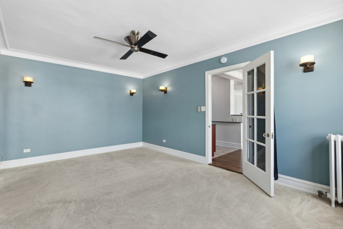1205 W Sherwin Avenue Unit: 805