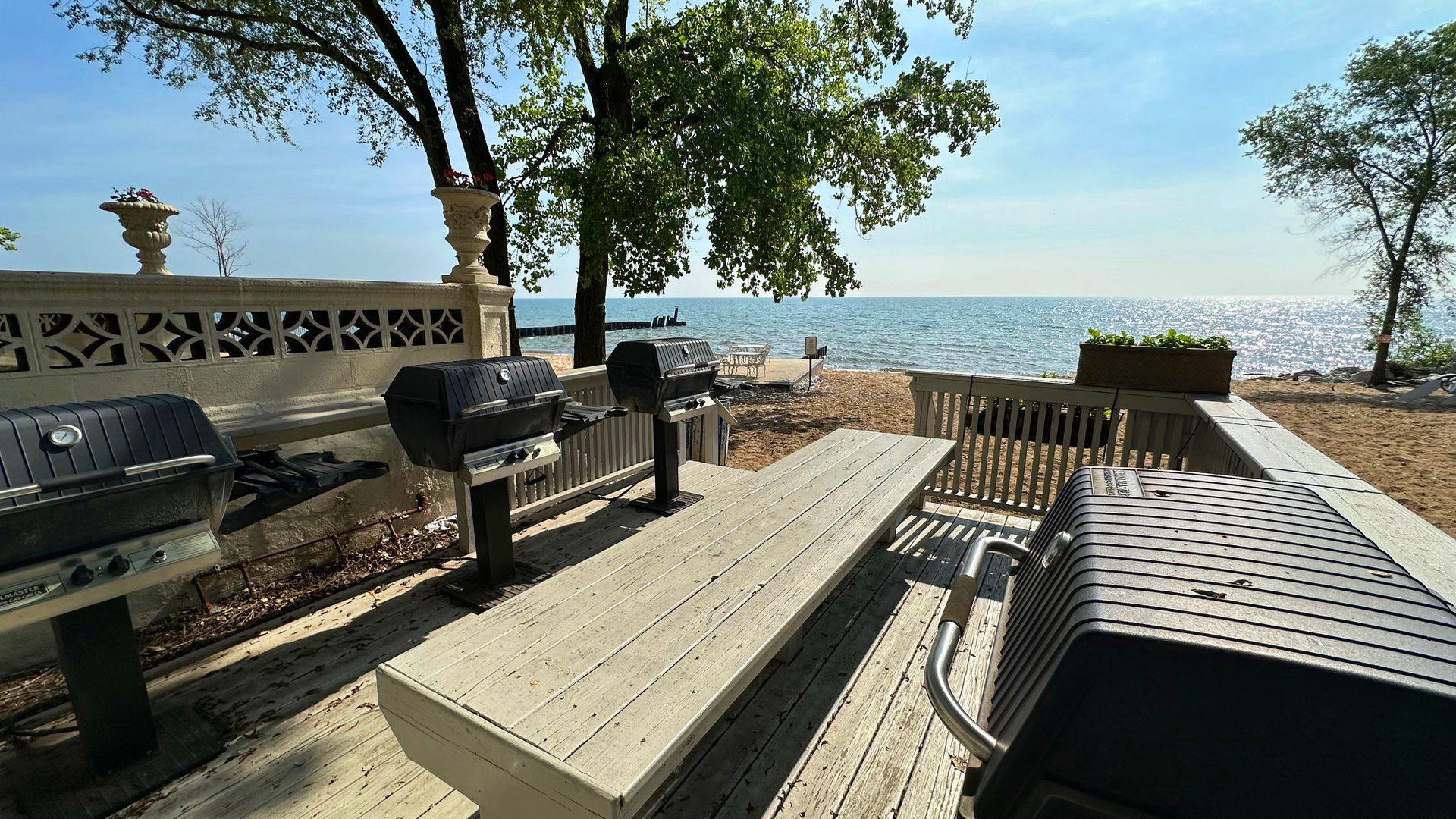 1205 W Sherwin Avenue Unit: 805