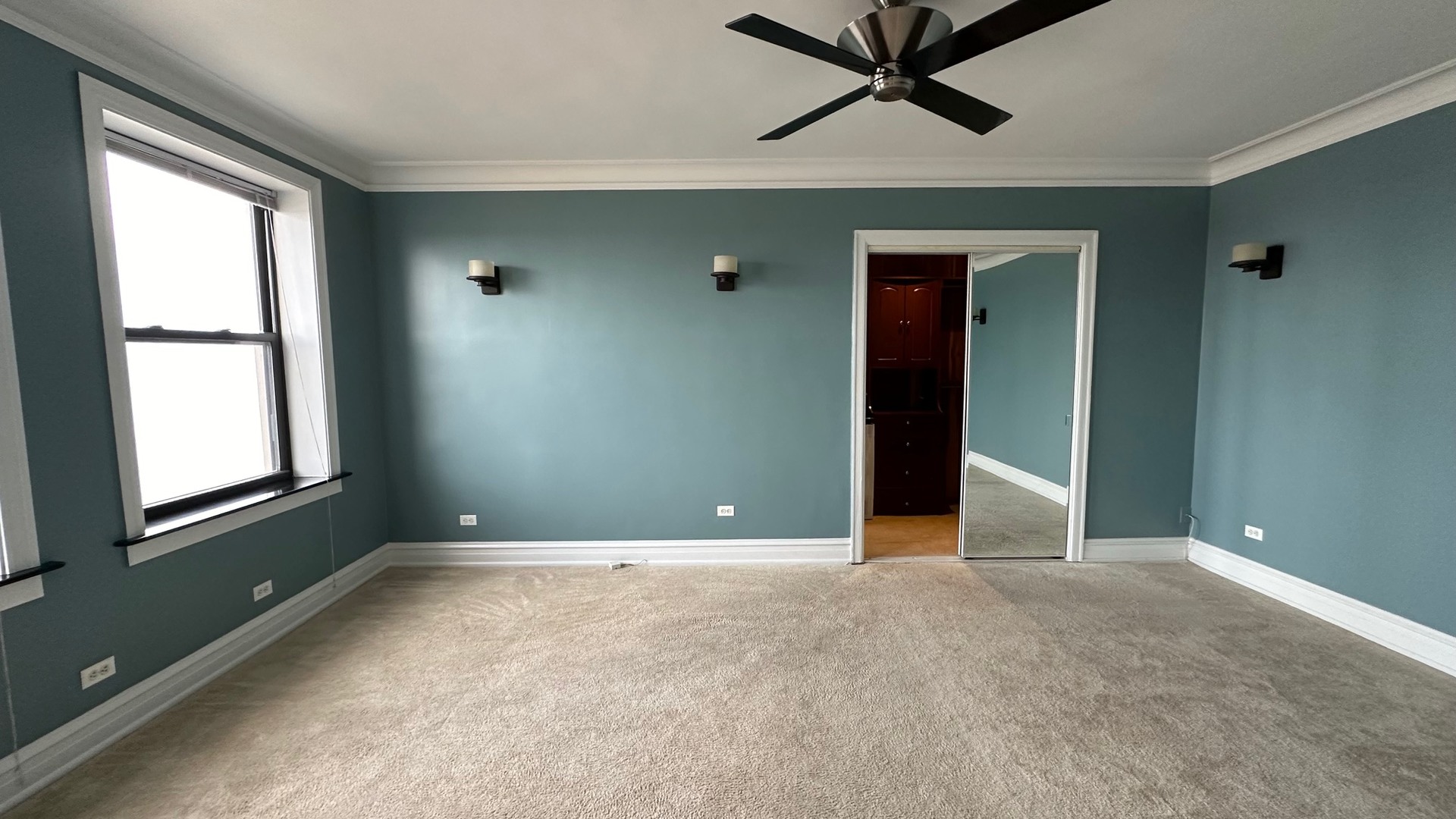 1205 W Sherwin Avenue Unit: 805