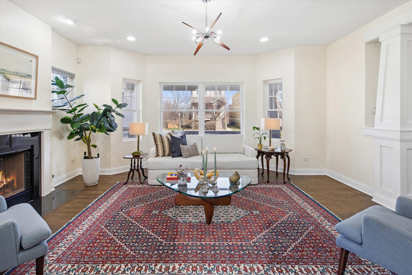 5658 N Latrobe Avenue