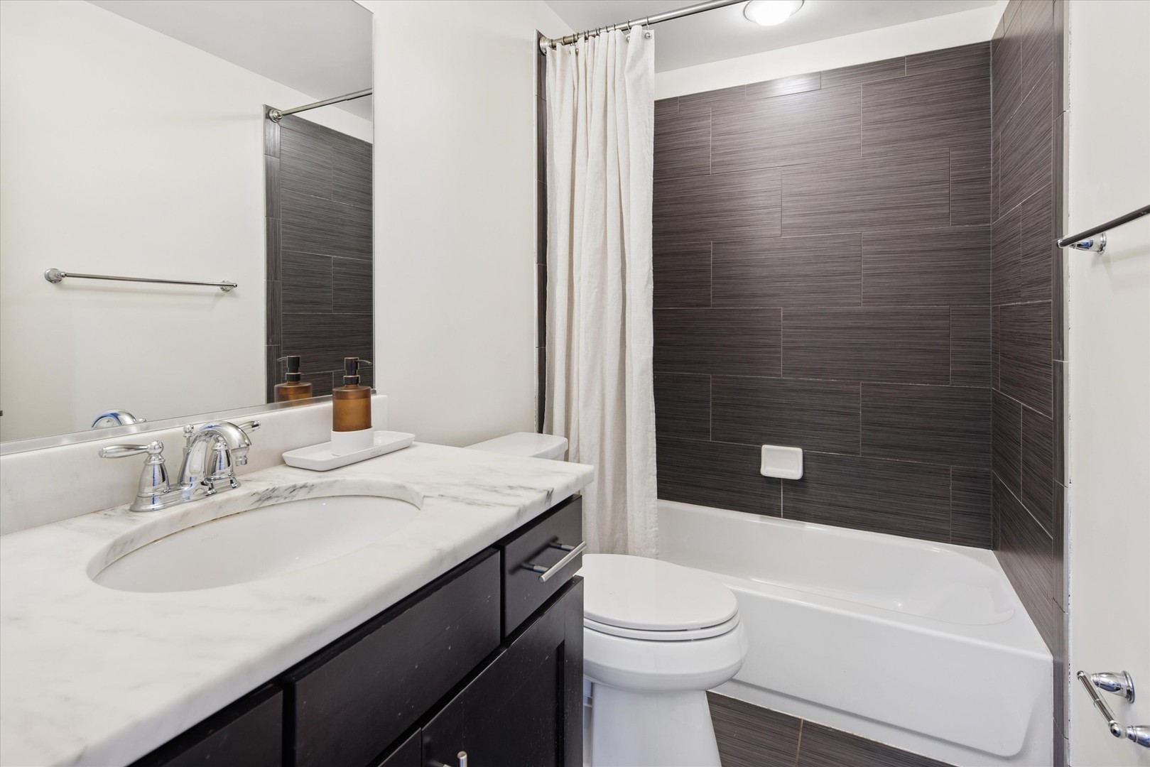 5658 N Latrobe Avenue