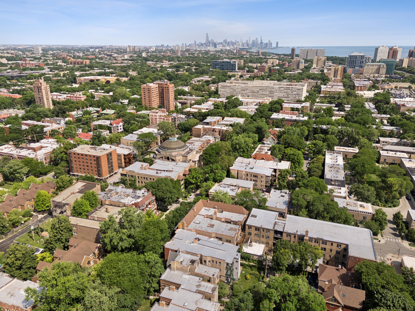 5715 S Blackstone Avenue Unit: 2S