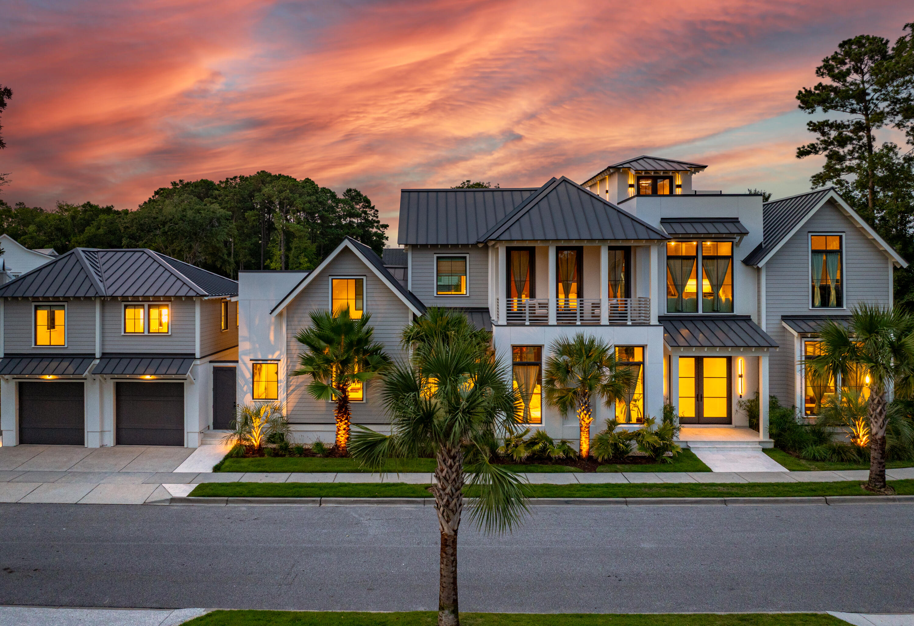 700 Stucco Lane