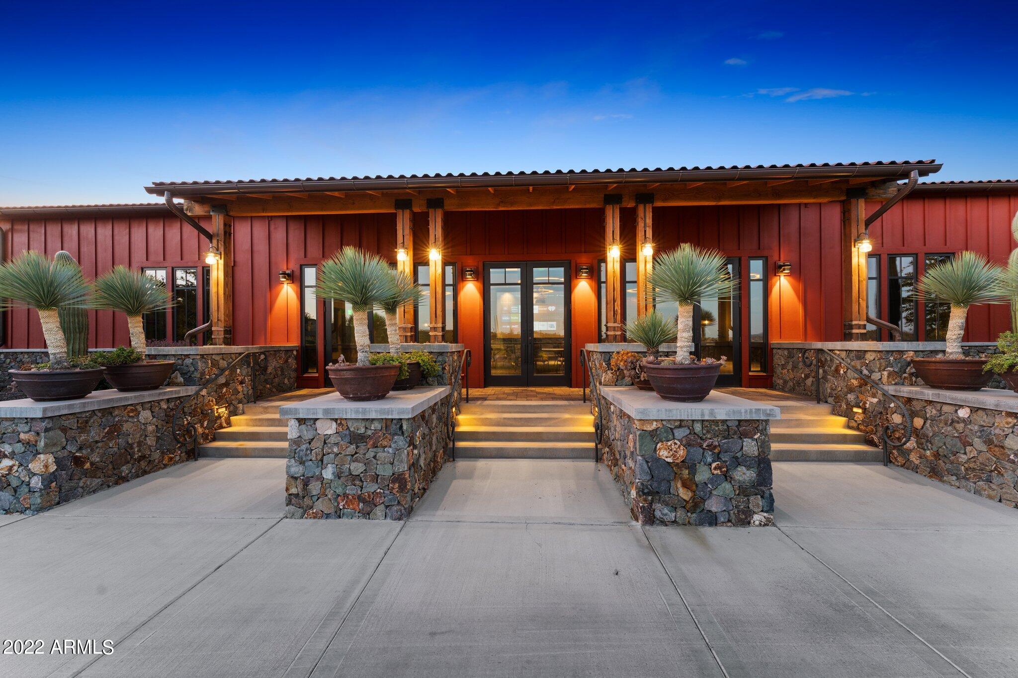 4427 Covered Wagon Trail