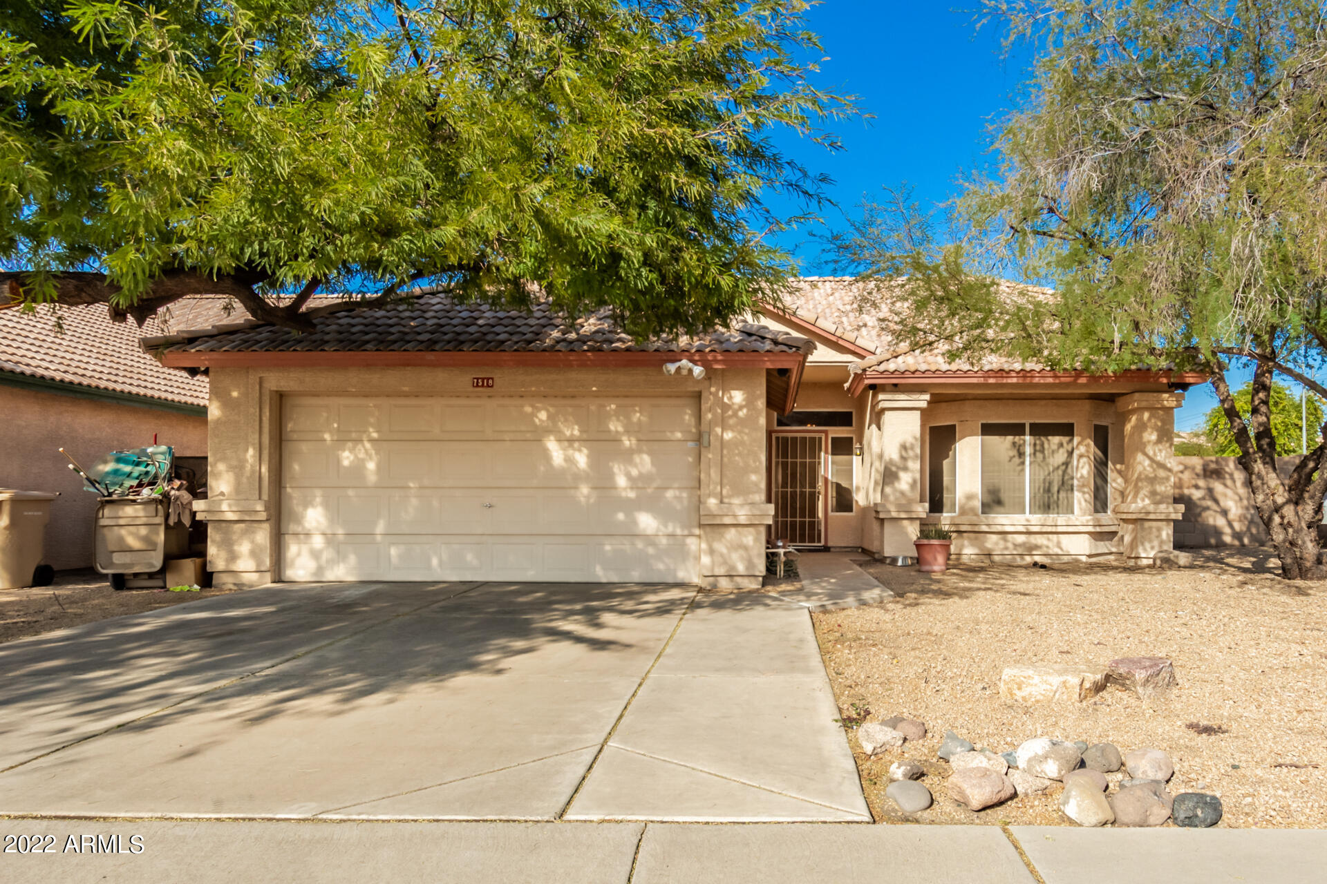7518 W CHOLLA Street