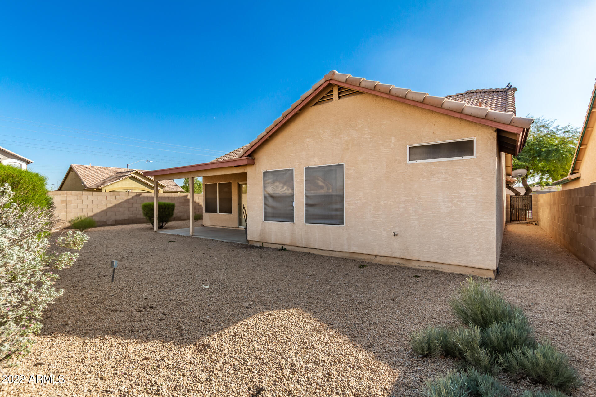 7518 W CHOLLA Street