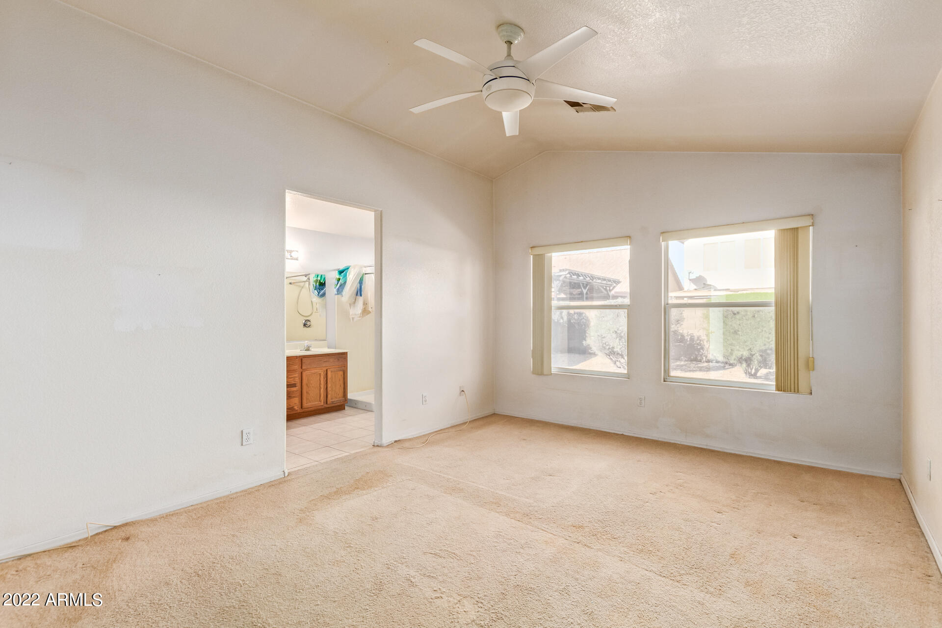 7518 W CHOLLA Street