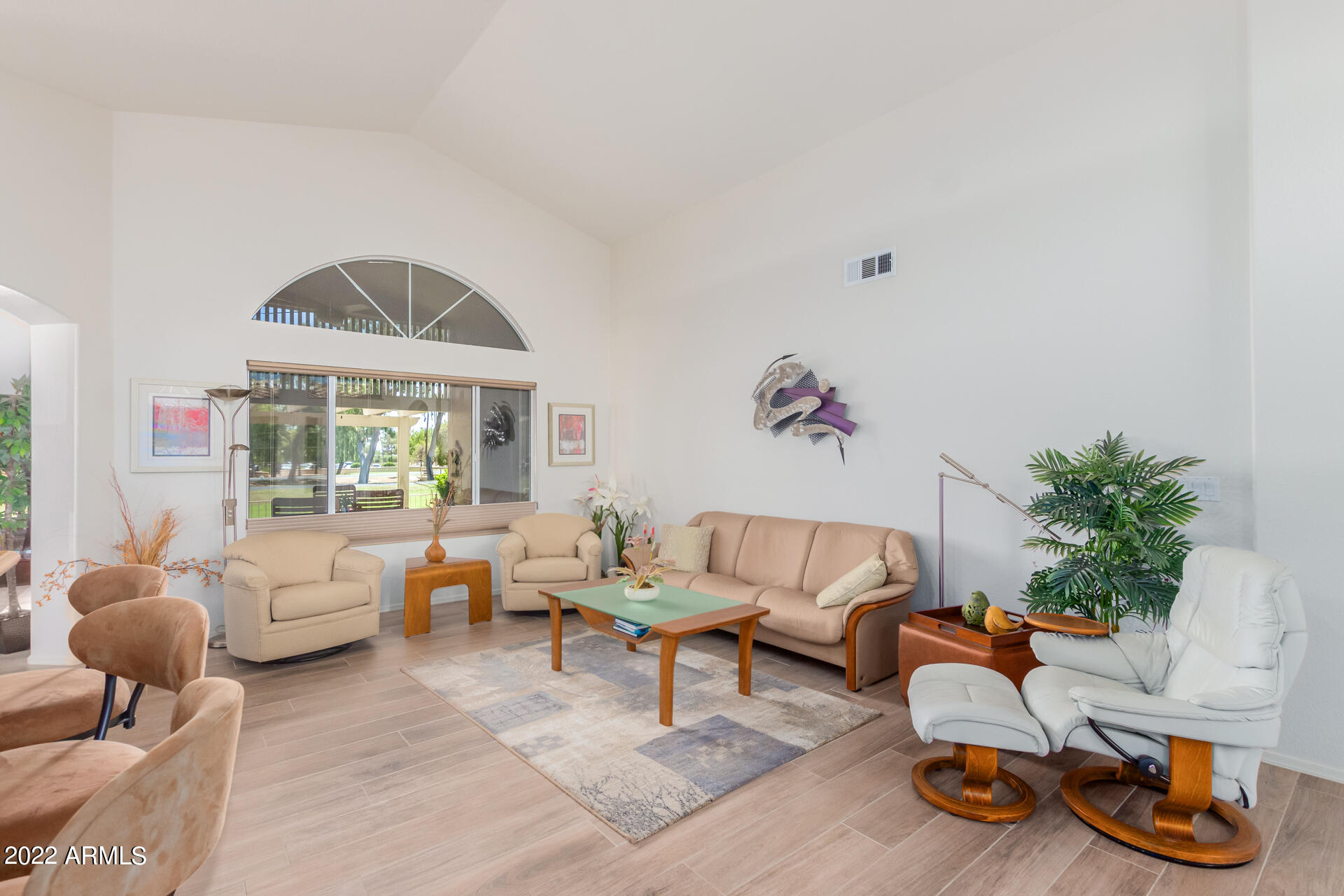 14283 W KIOWA Trail