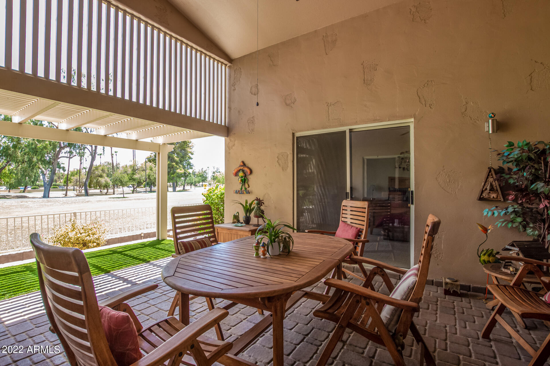 14283 W KIOWA Trail