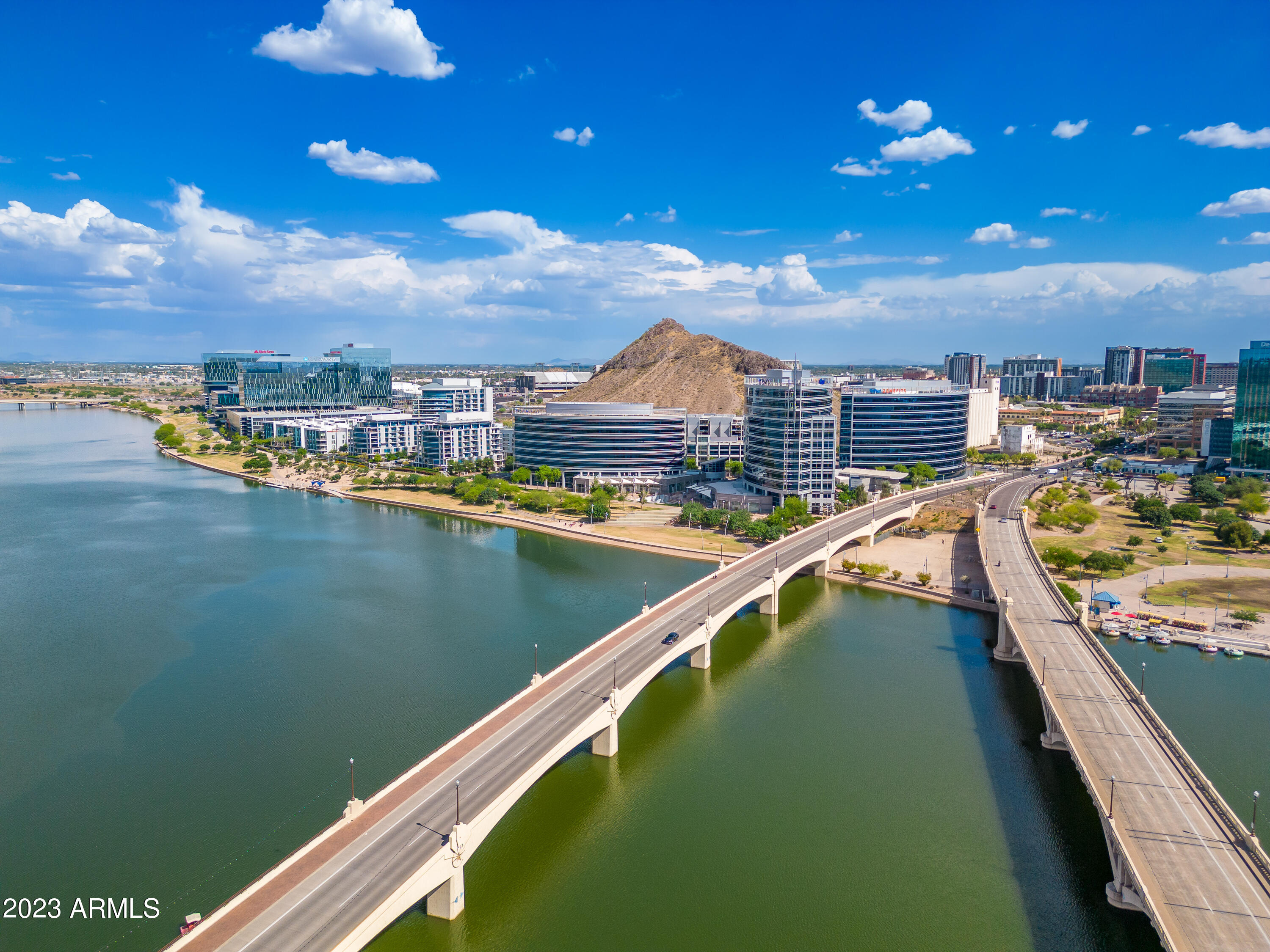 525 W LAKESIDE Drive # 123
