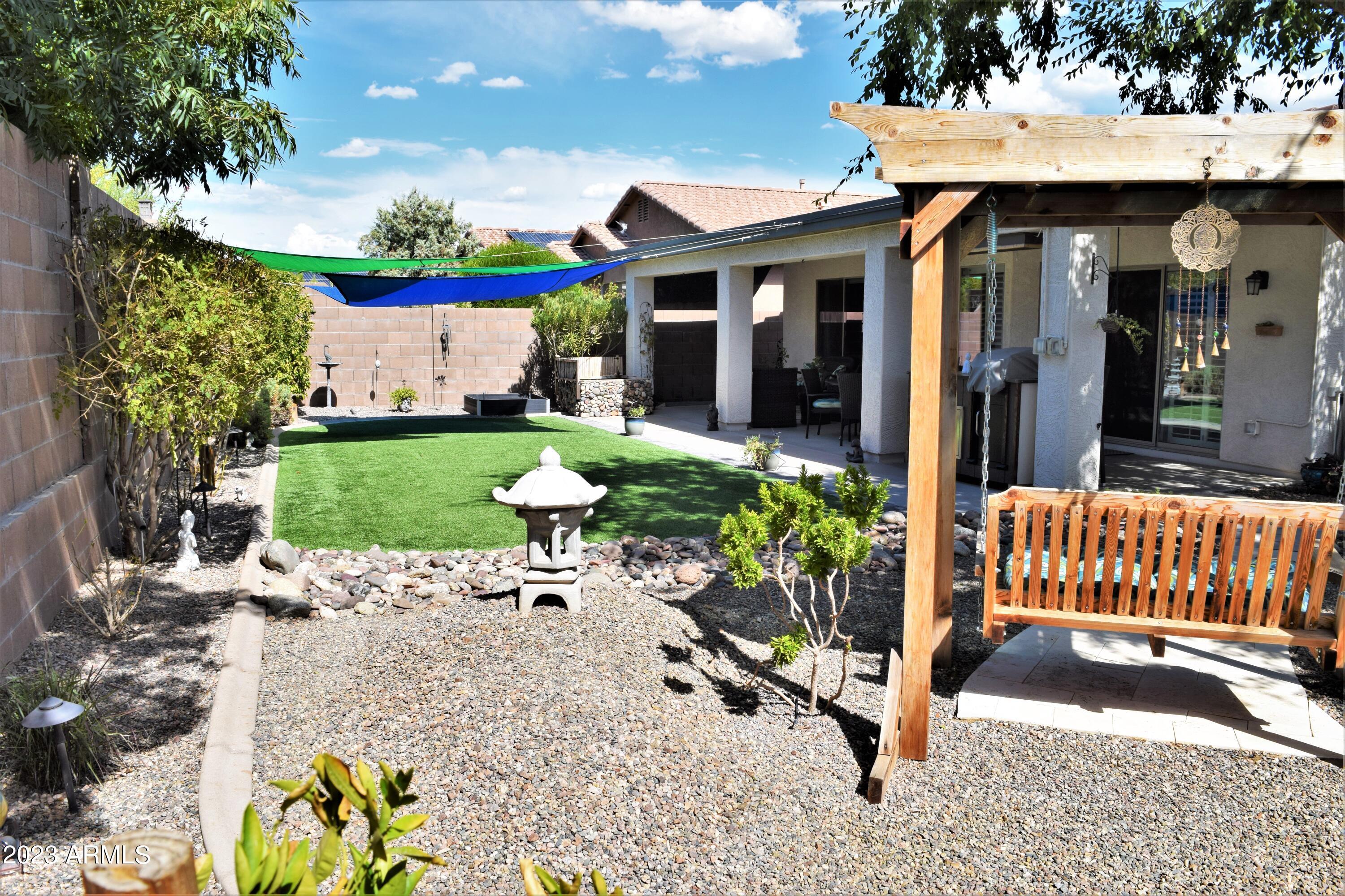 11032 W UTOPIA Road