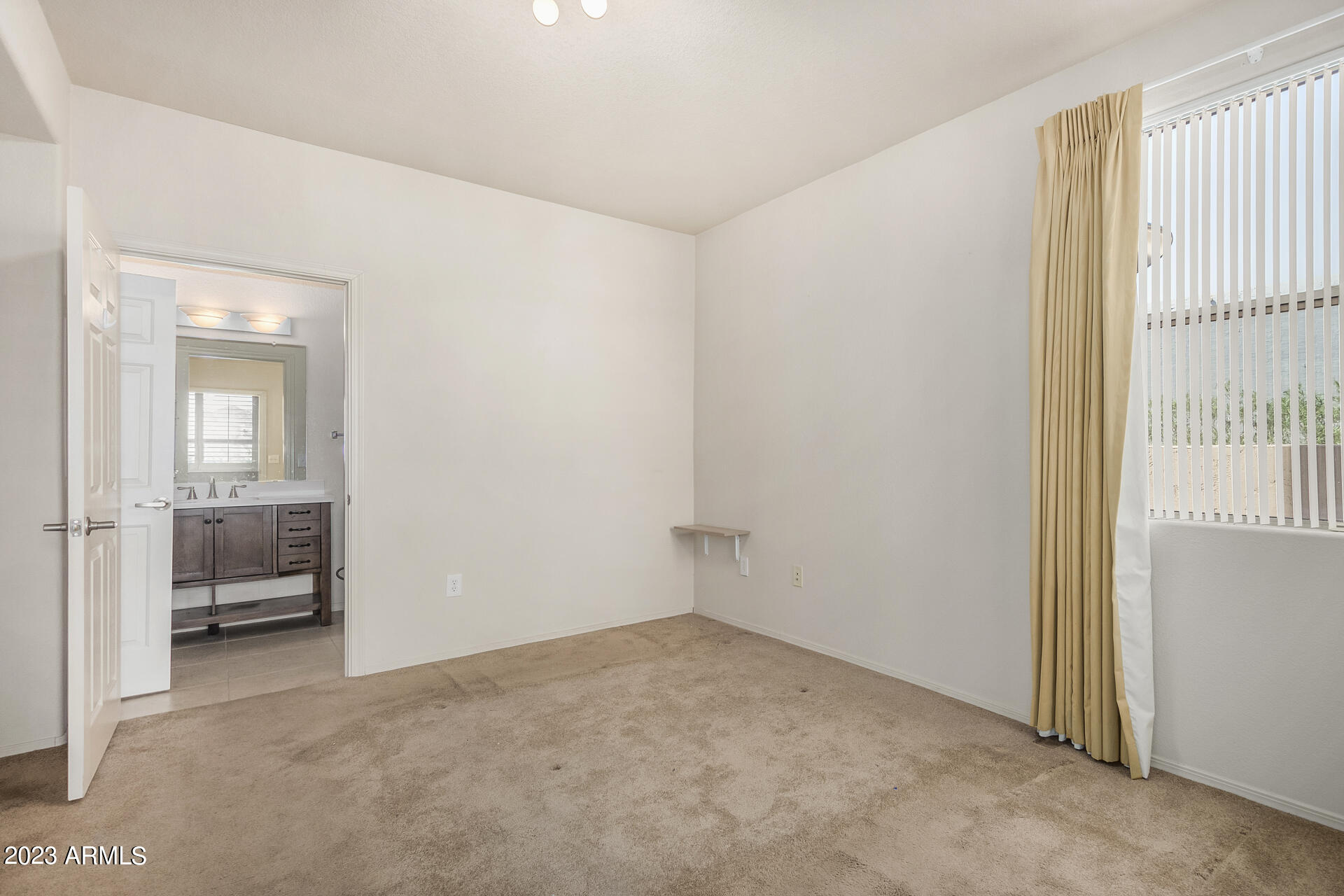 9820 N CENTRAL Avenue # 112