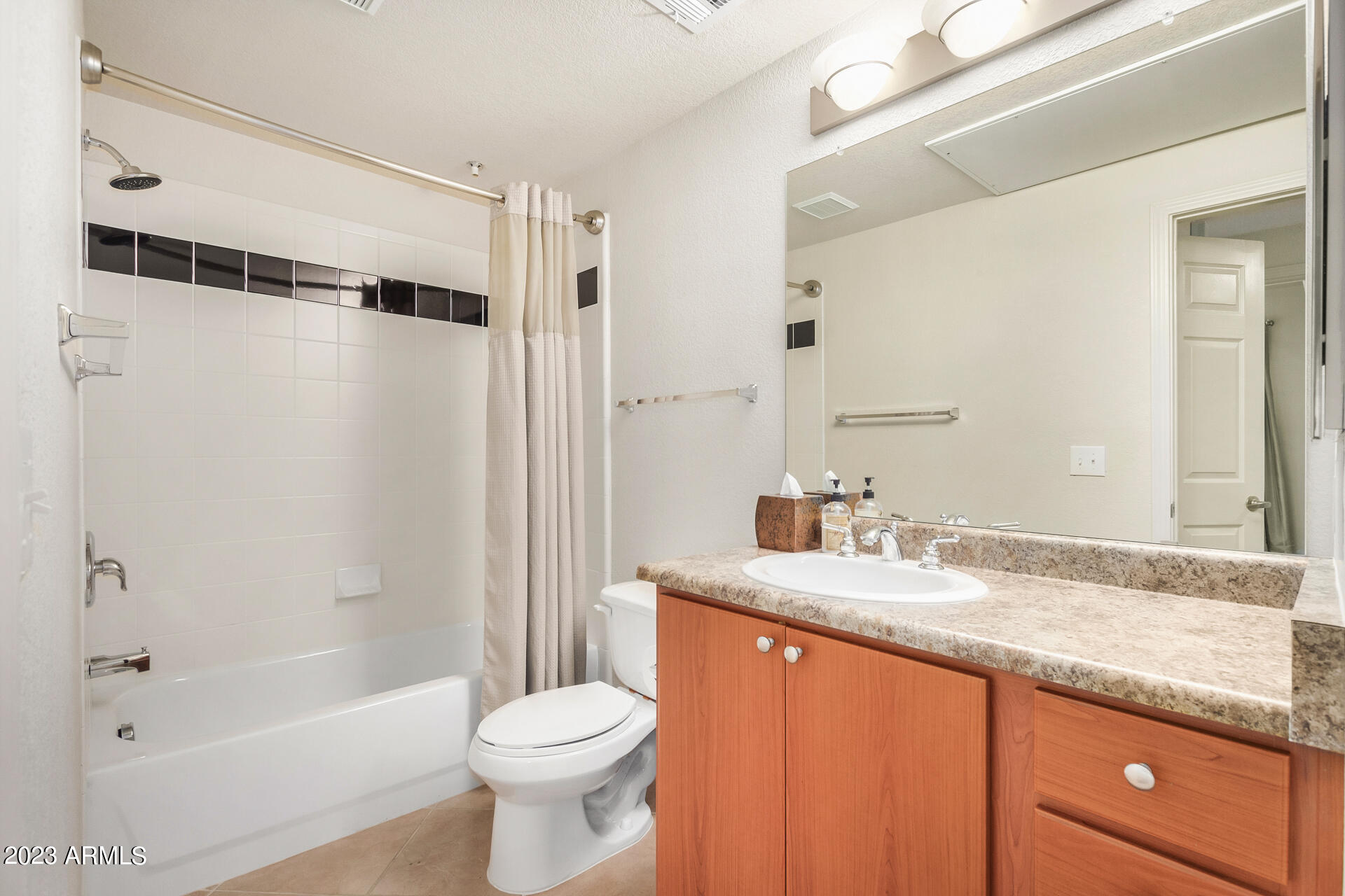 9820 N CENTRAL Avenue # 112