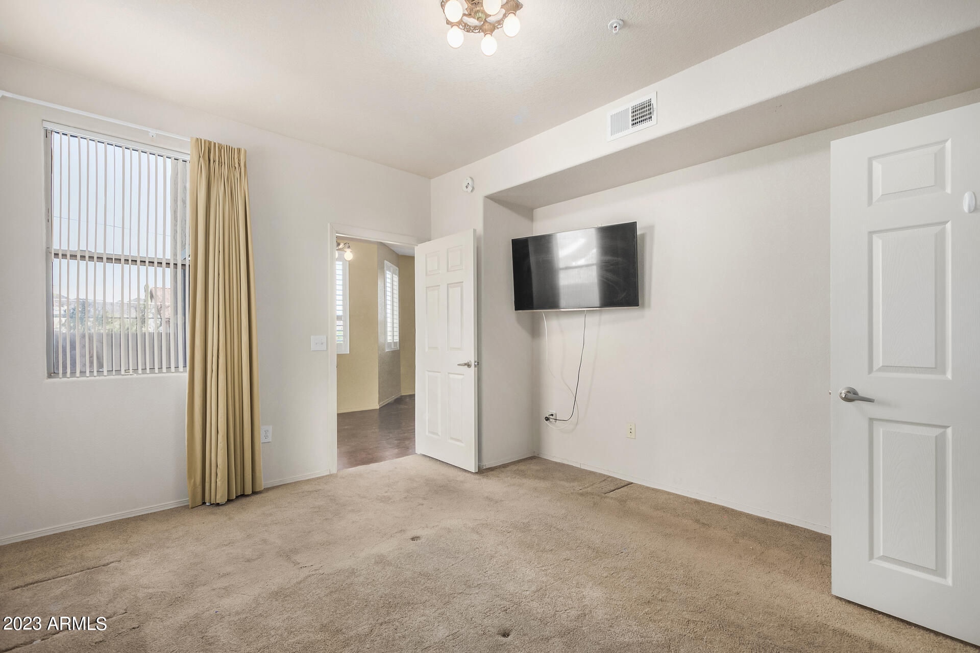 9820 N CENTRAL Avenue # 112