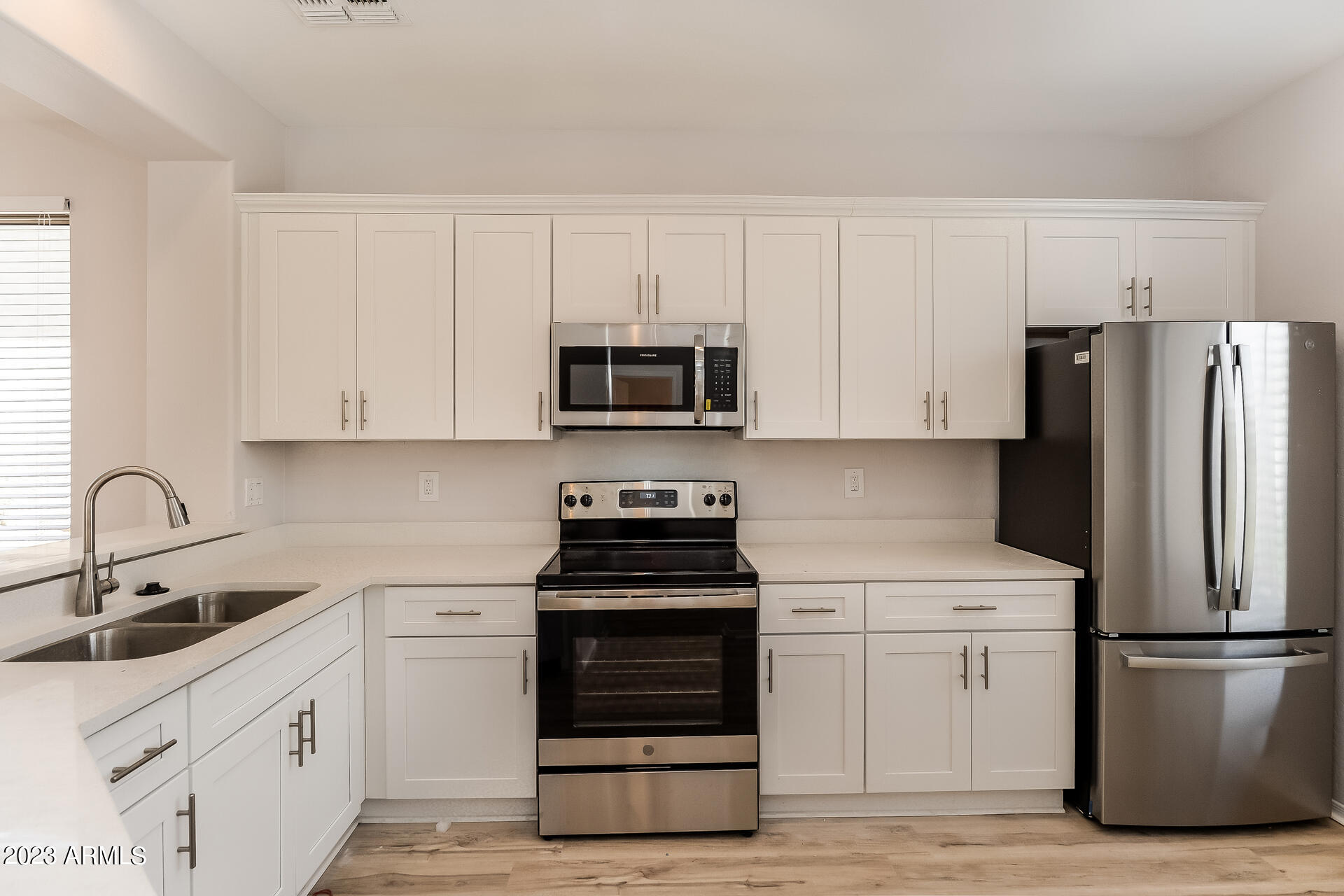 2156 S COMPTON --
