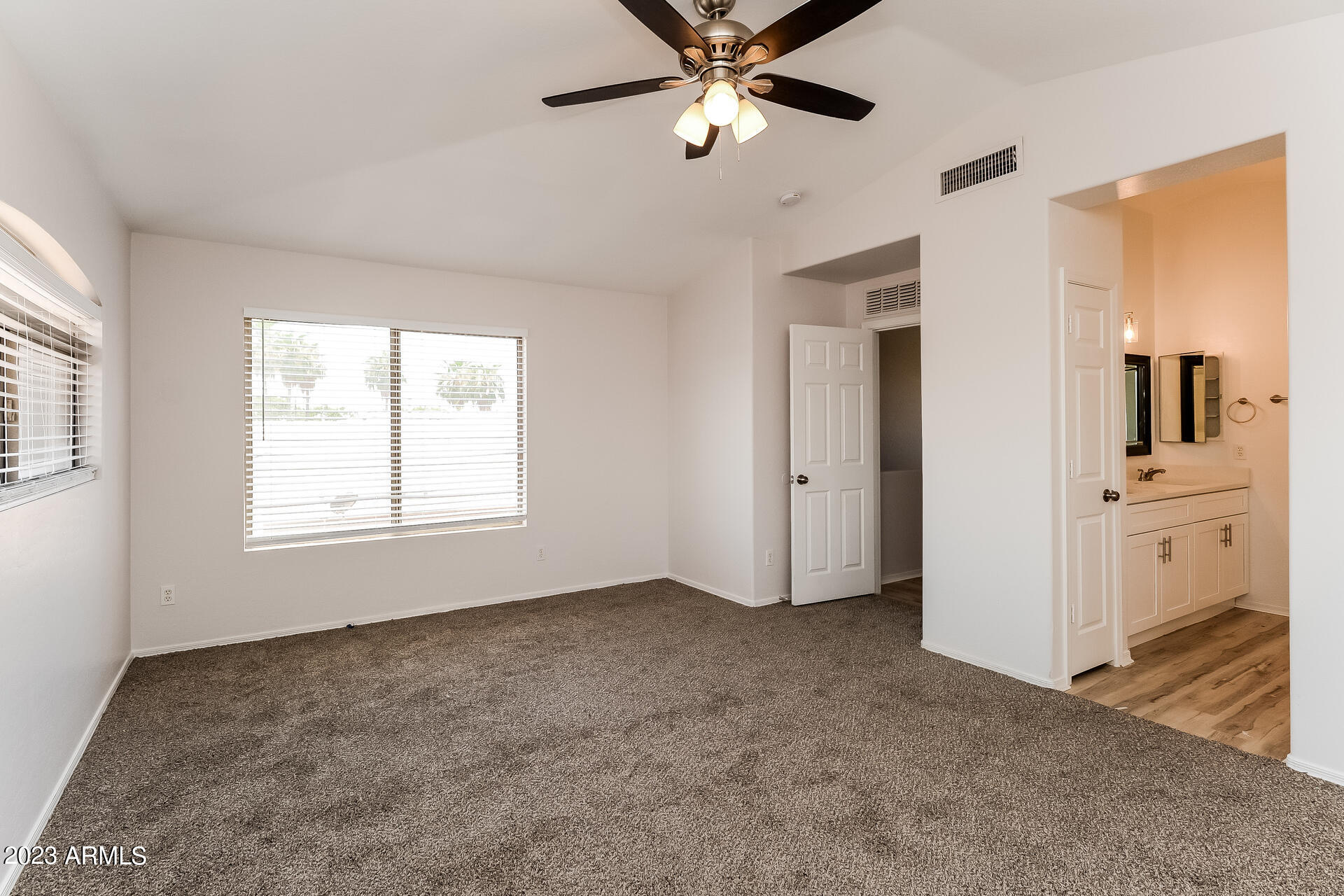 2156 S COMPTON --
