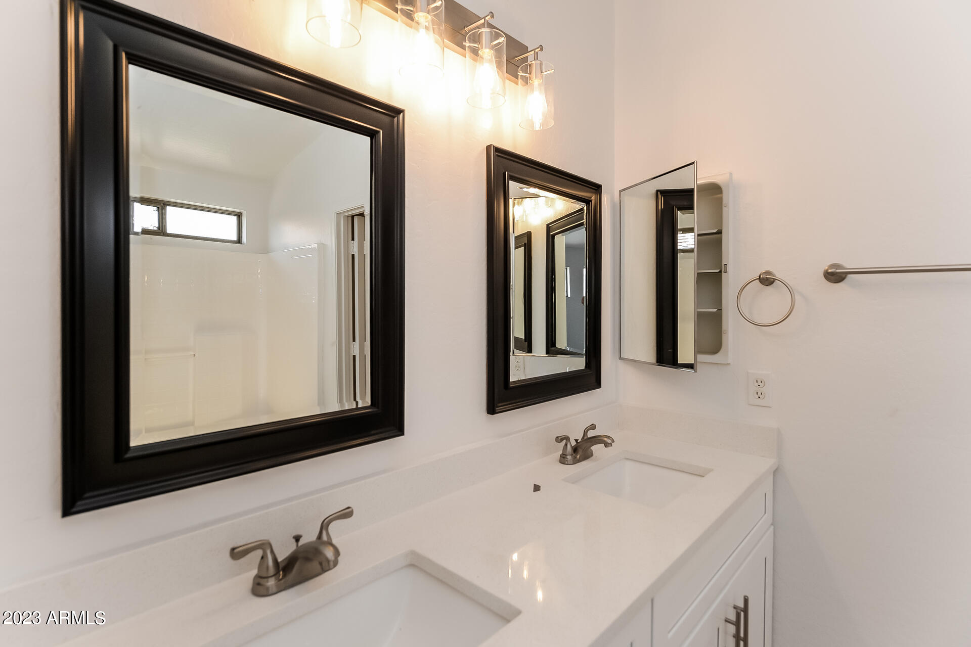 2156 S COMPTON --