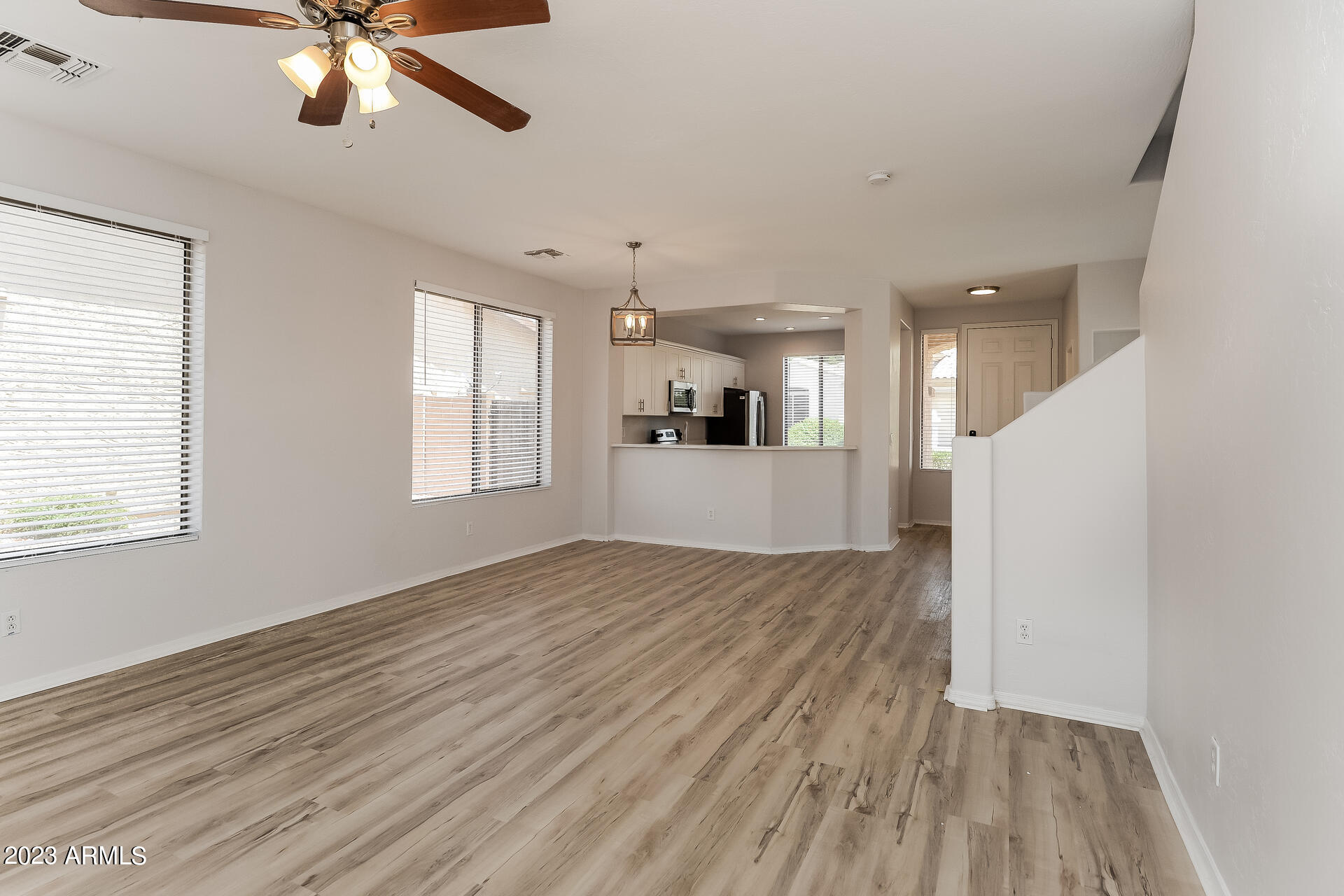 2156 S COMPTON --