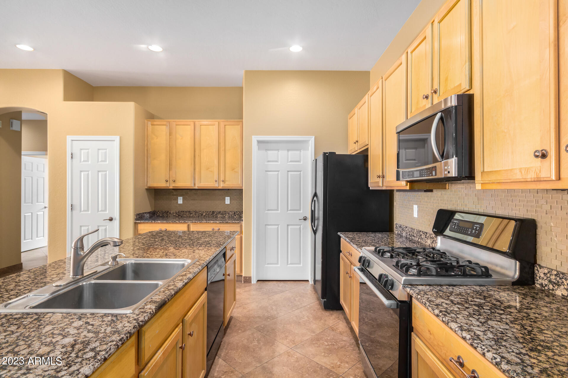 13788 W WATSON Lane