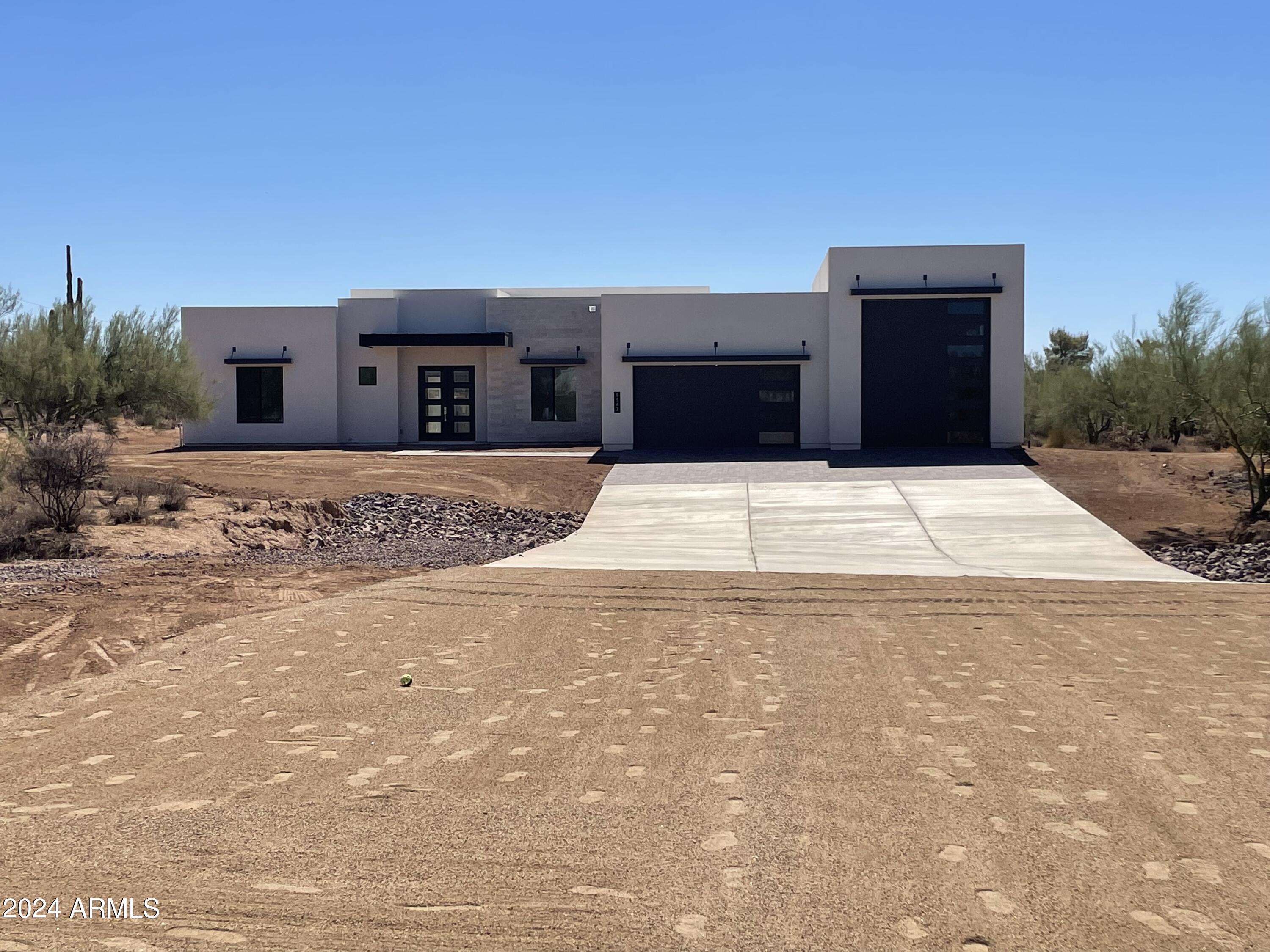 5543 E Olesen Road