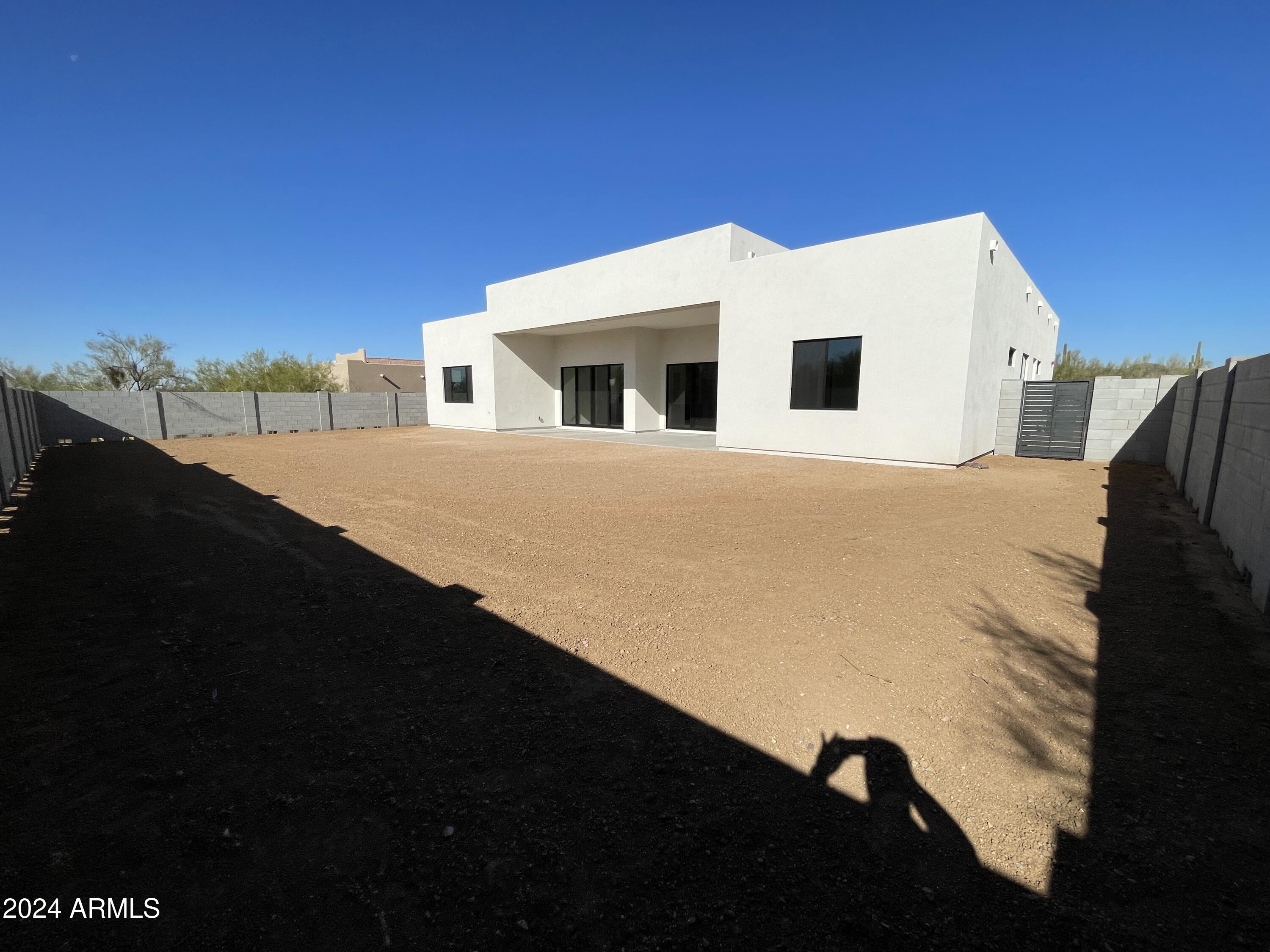 5543 E Olesen Road