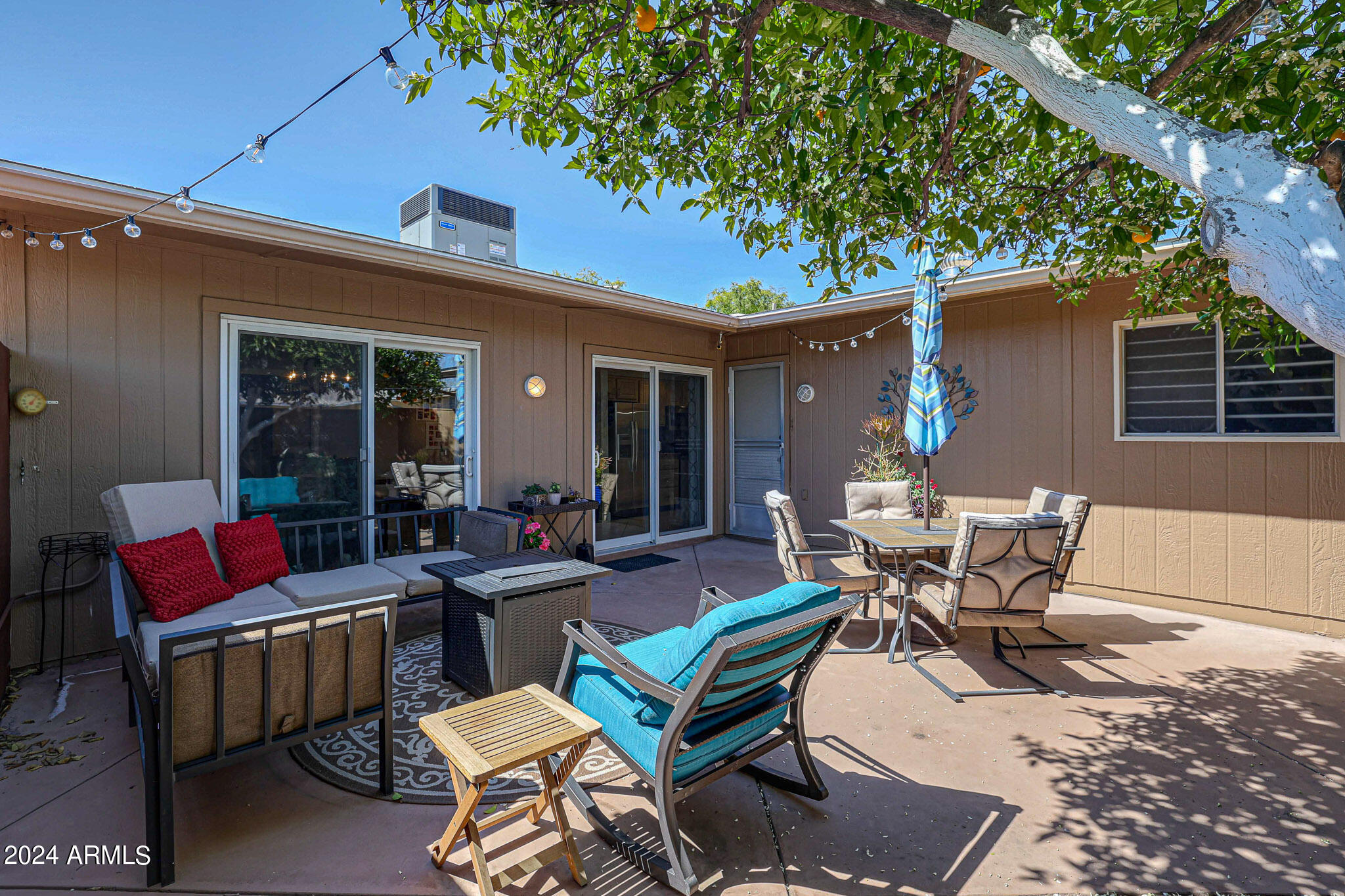 9930 W PALMERAS Drive