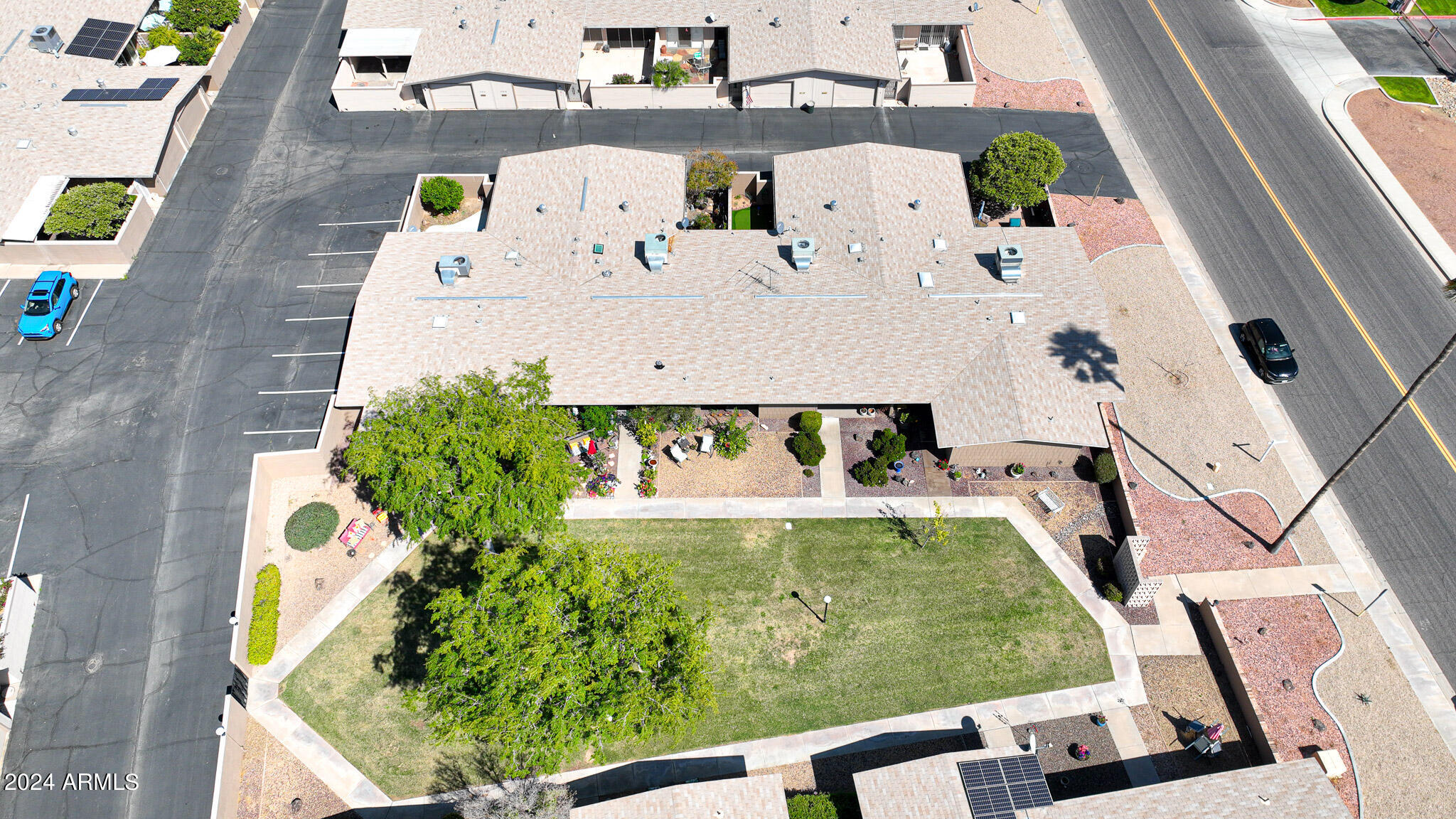 9930 W PALMERAS Drive