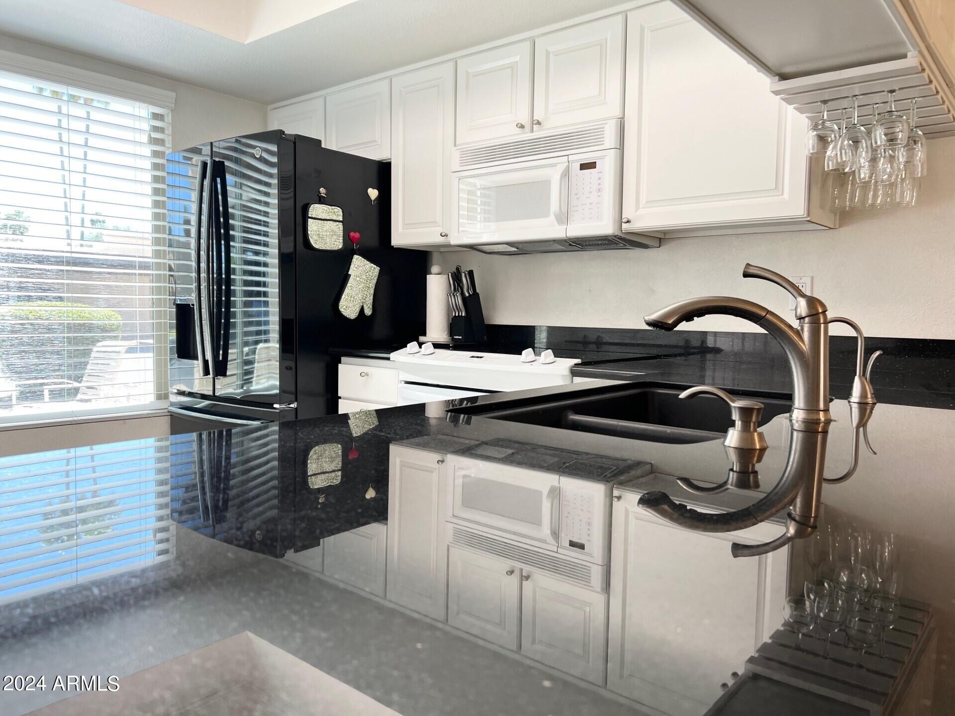 446 S 77TH Street