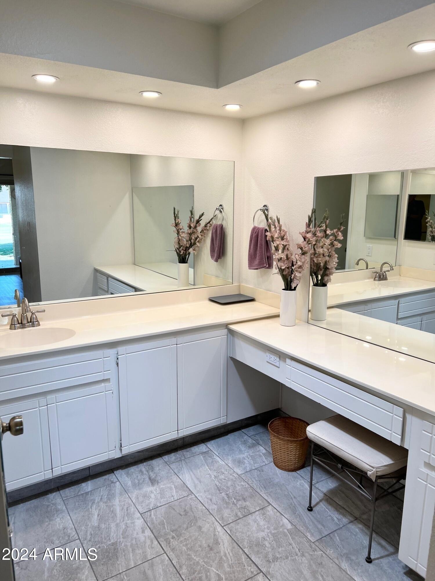 446 S 77TH Street