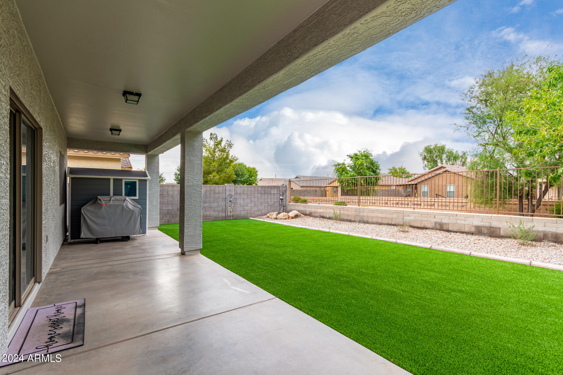 1404 W BRANGUS Way