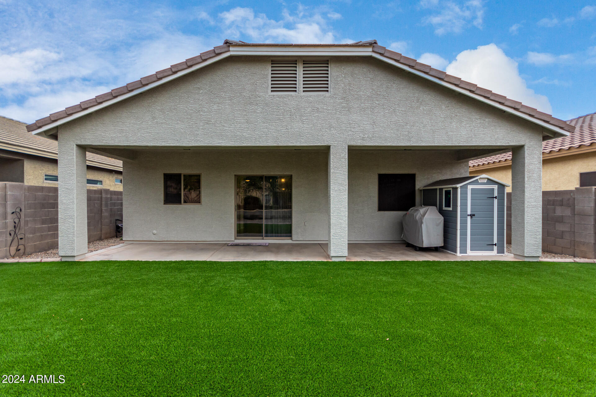 1404 W BRANGUS Way