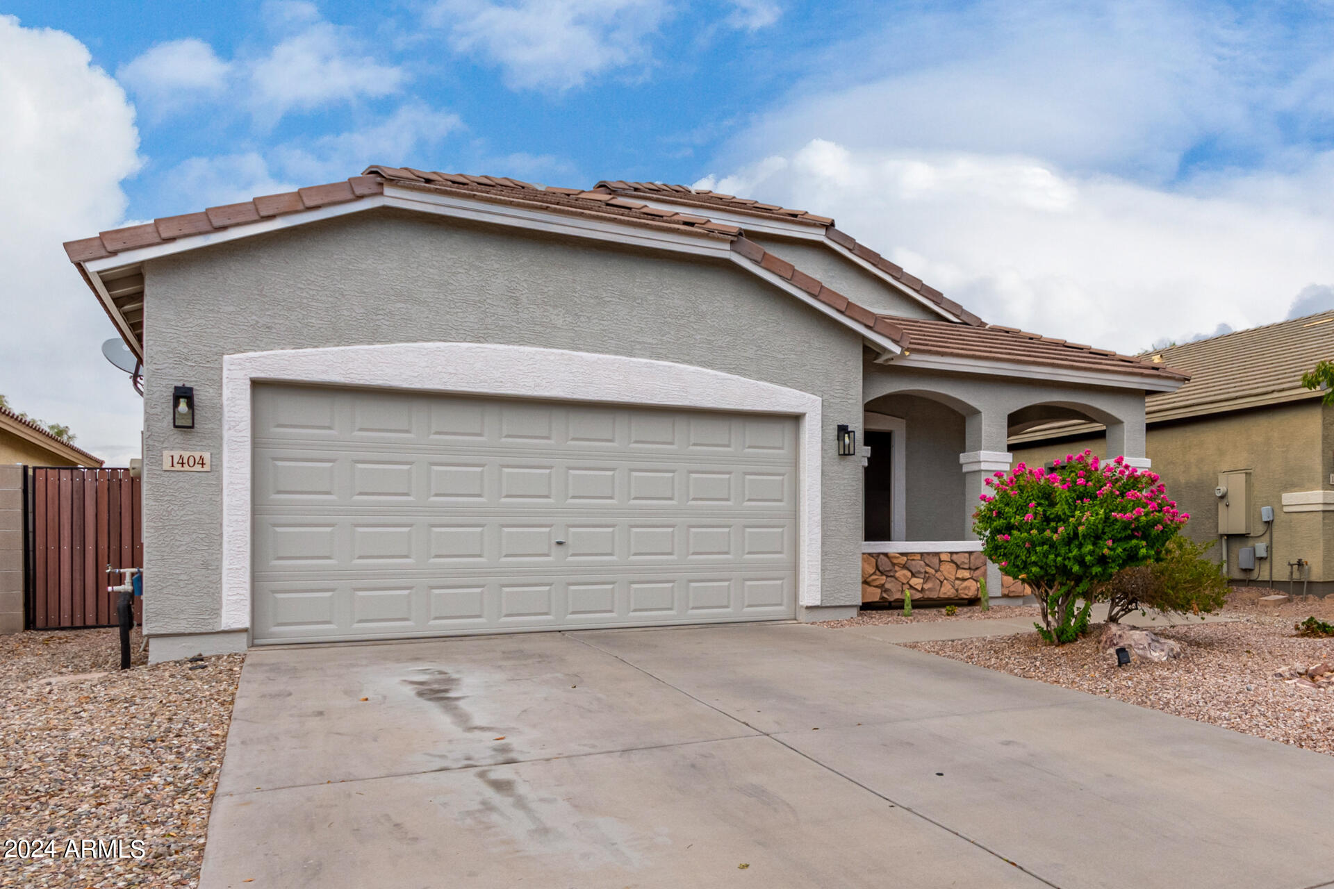 1404 W BRANGUS Way