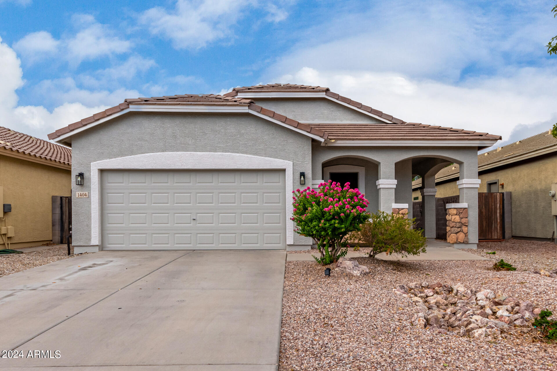 1404 W BRANGUS Way