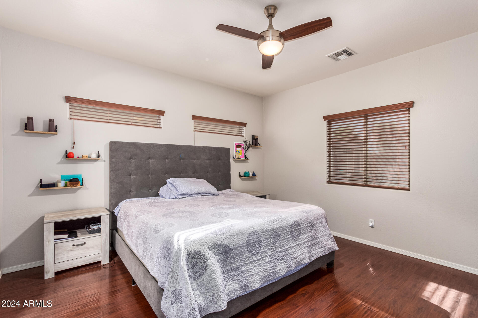 1404 W BRANGUS Way