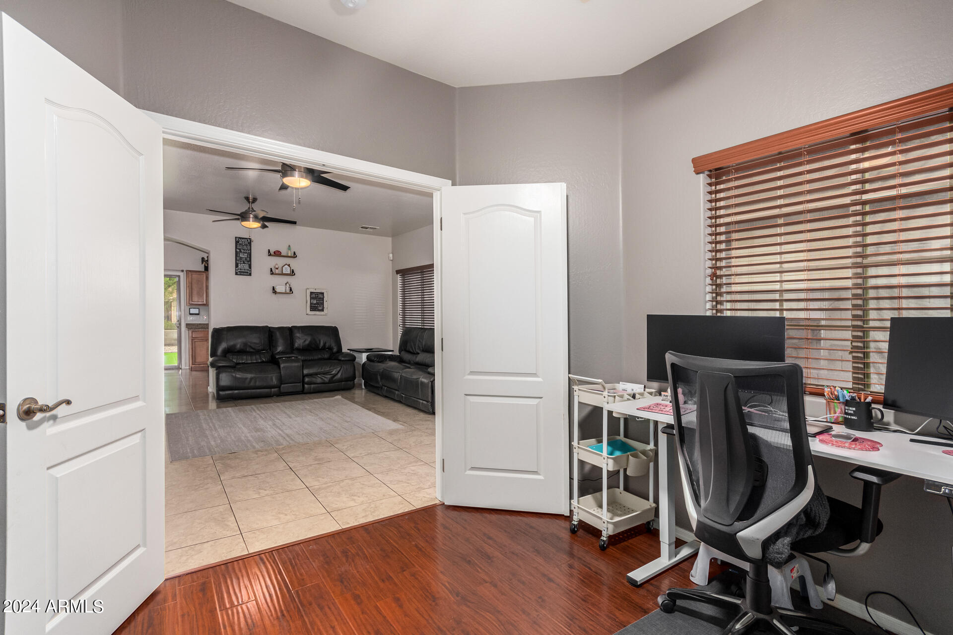 1404 W BRANGUS Way