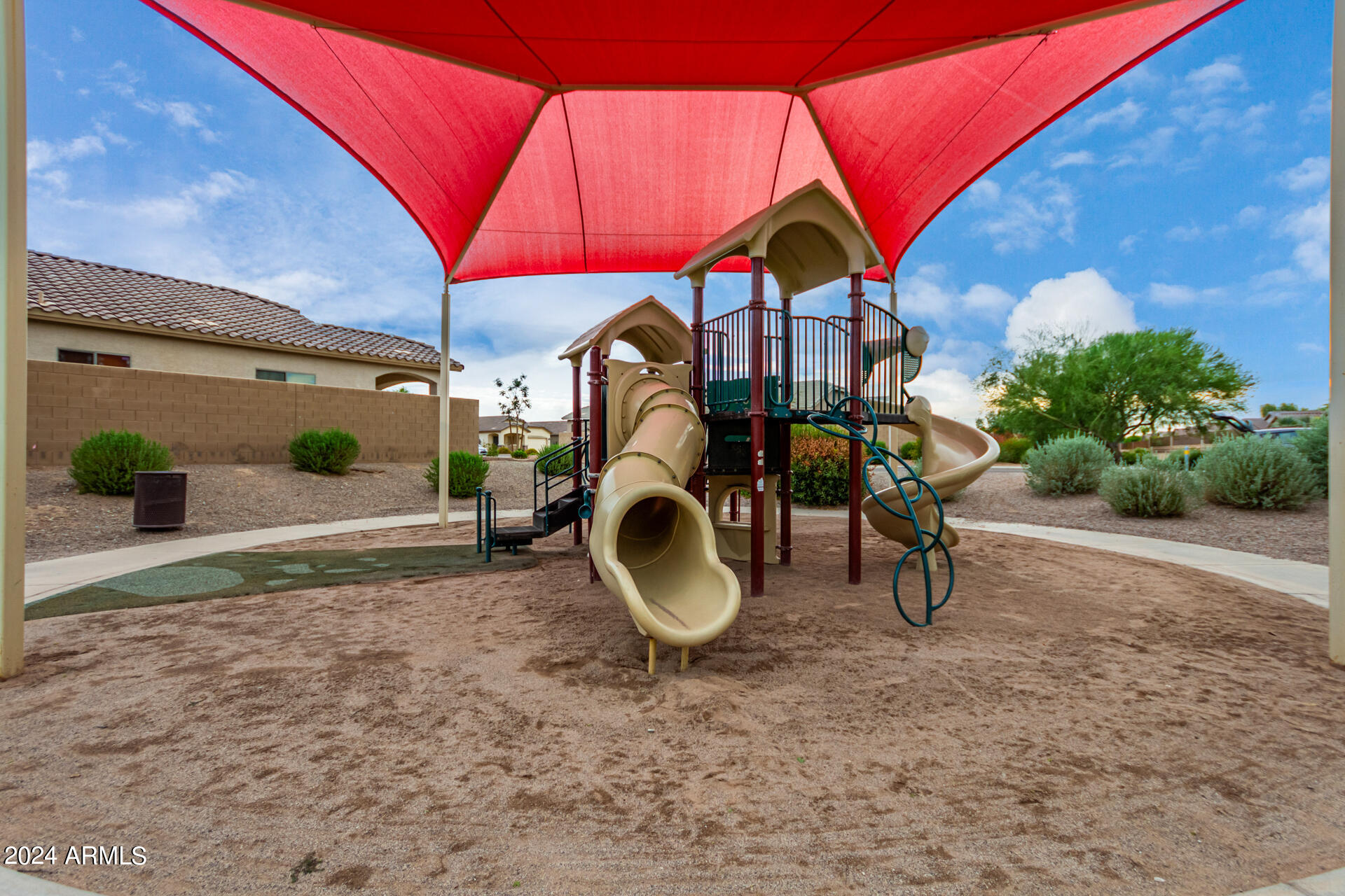 1404 W BRANGUS Way