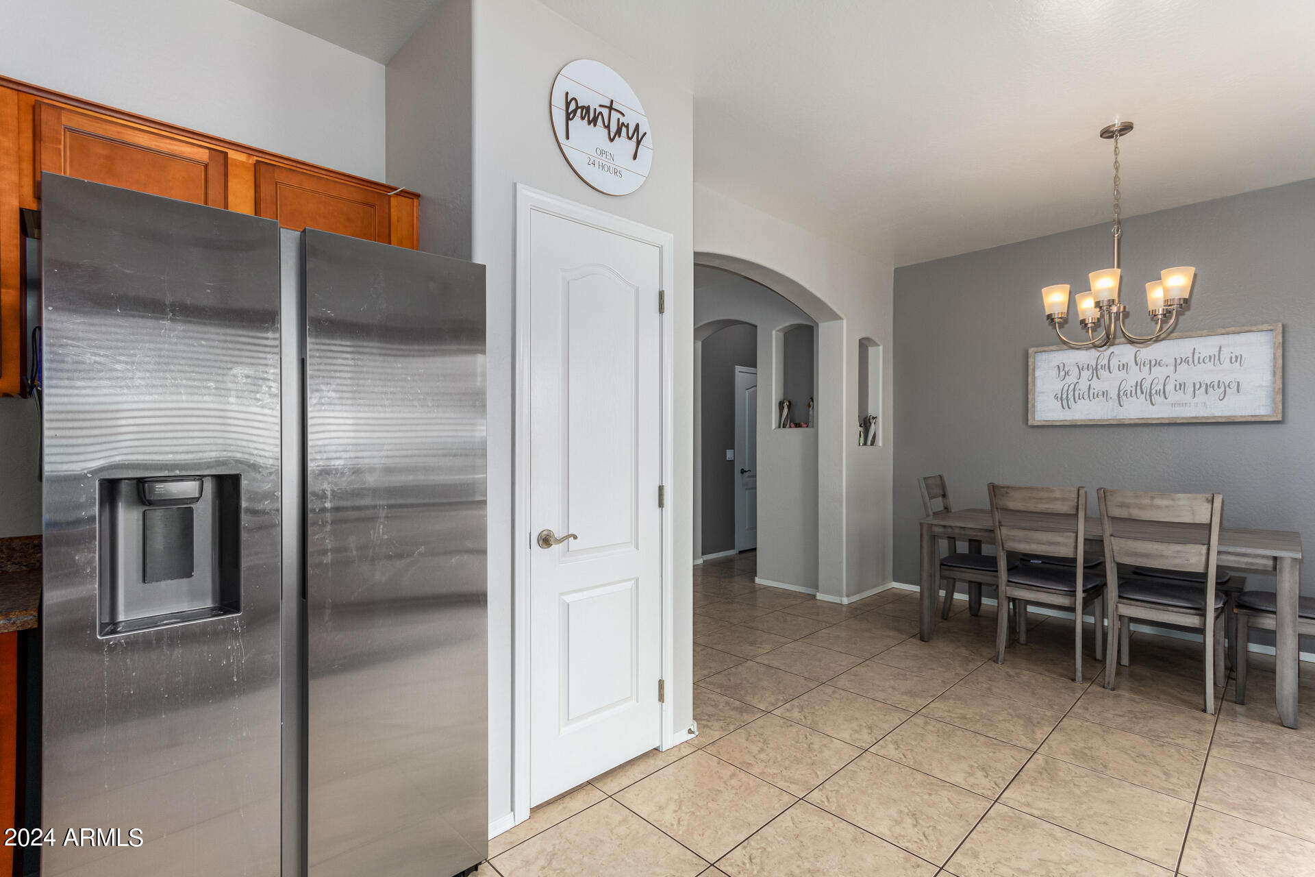 1404 W BRANGUS Way
