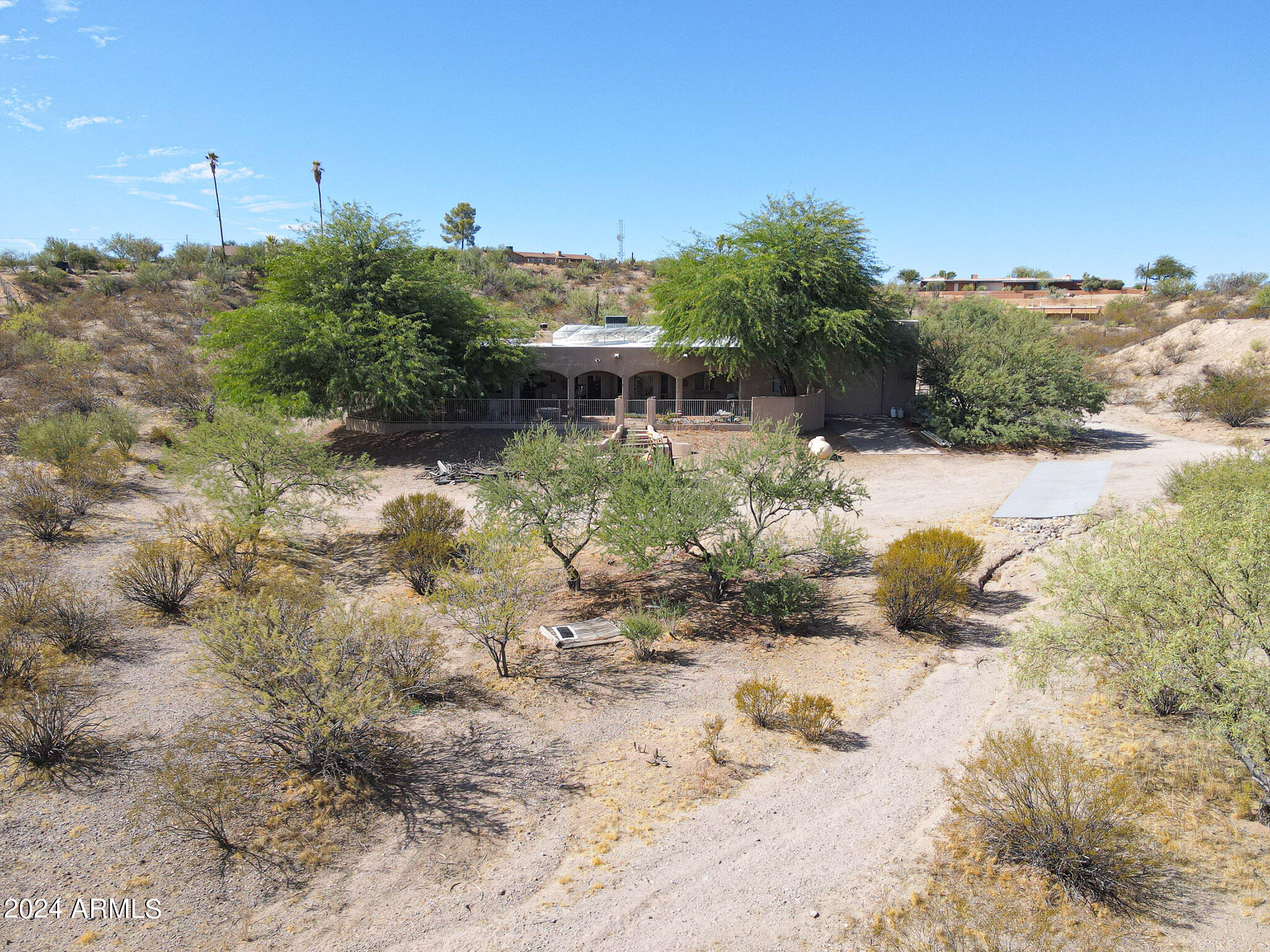 1880 W Roderick Lane