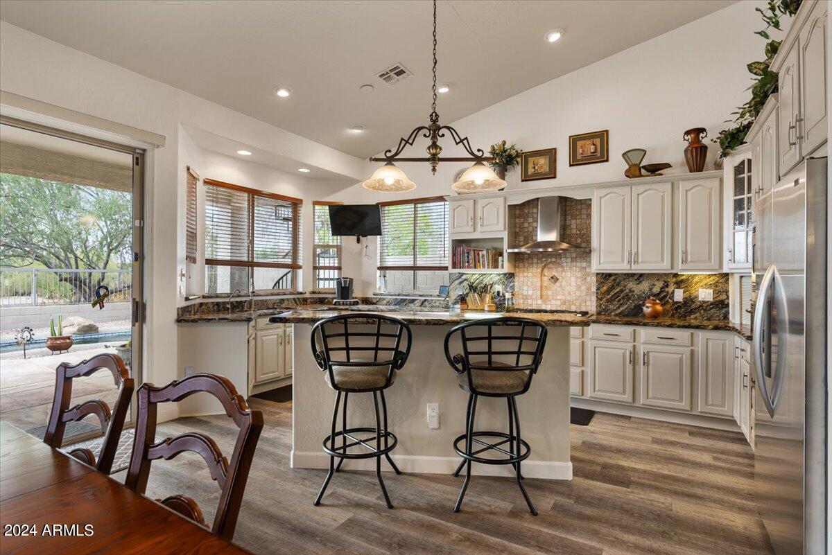 3222 N SAGEWOOD Circle