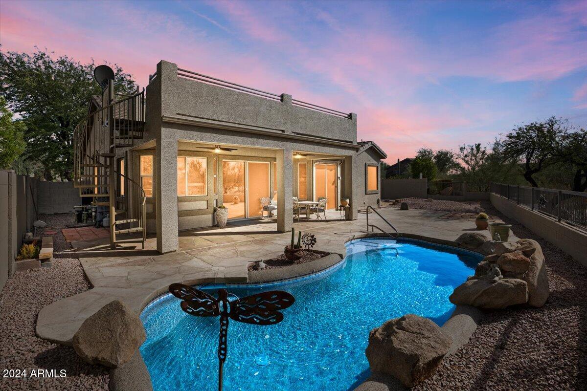 3222 N SAGEWOOD Circle