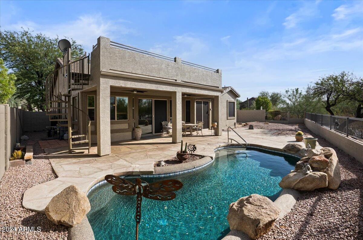 3222 N SAGEWOOD Circle