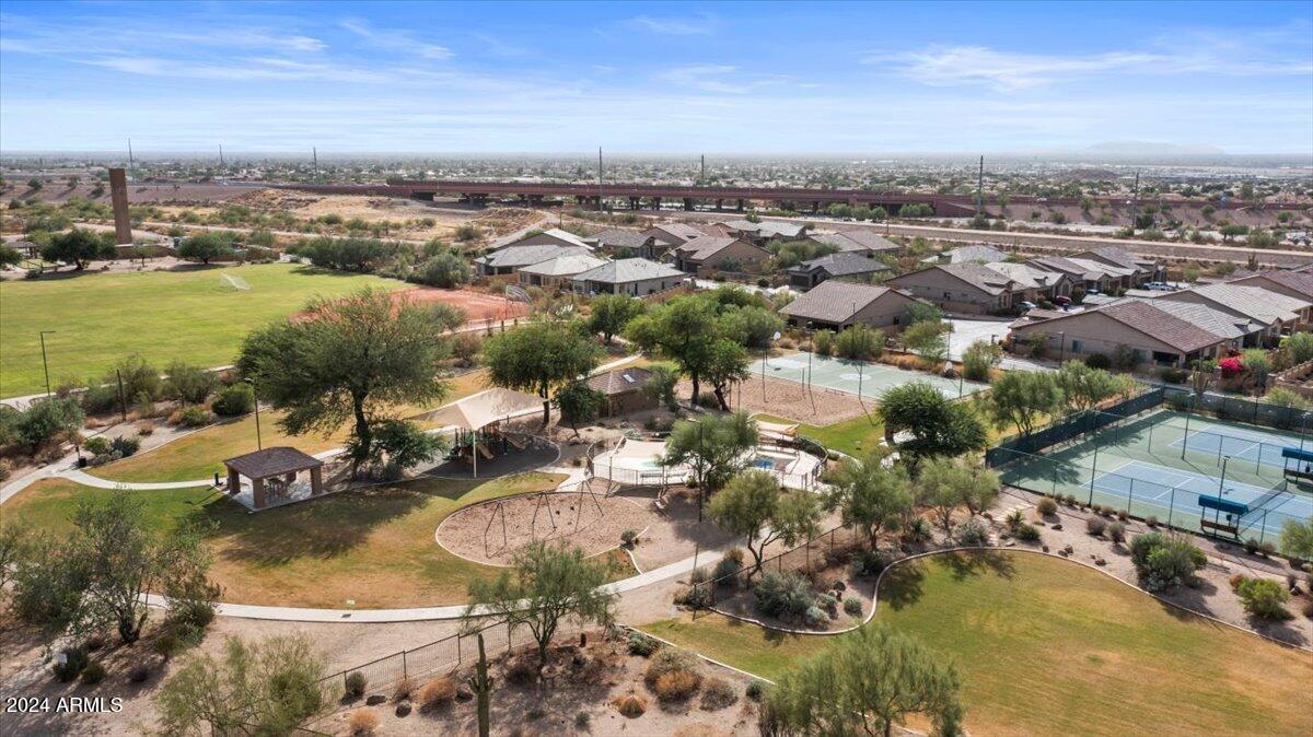 3222 N SAGEWOOD Circle