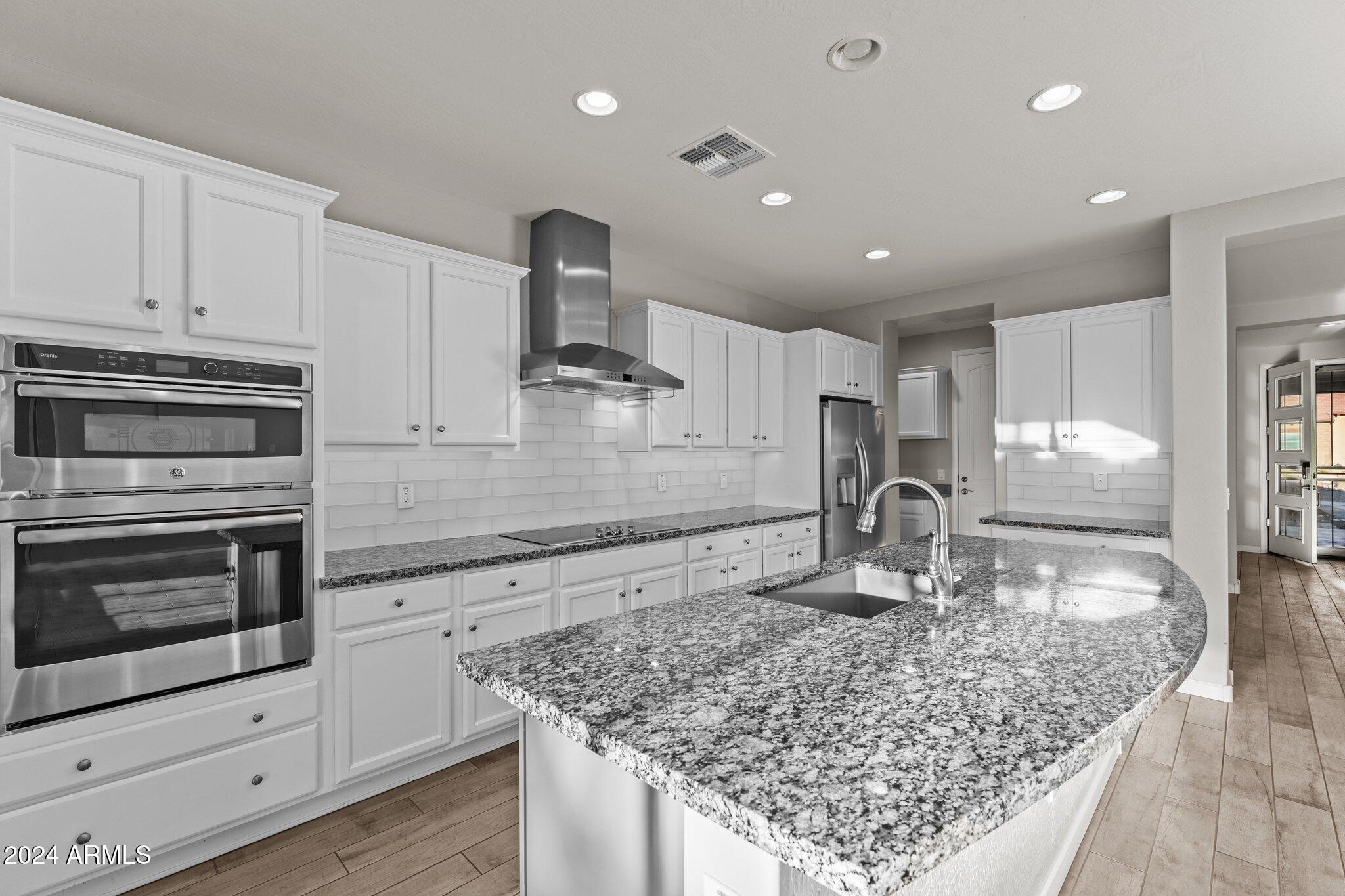 3720 GOLD RUSH Court