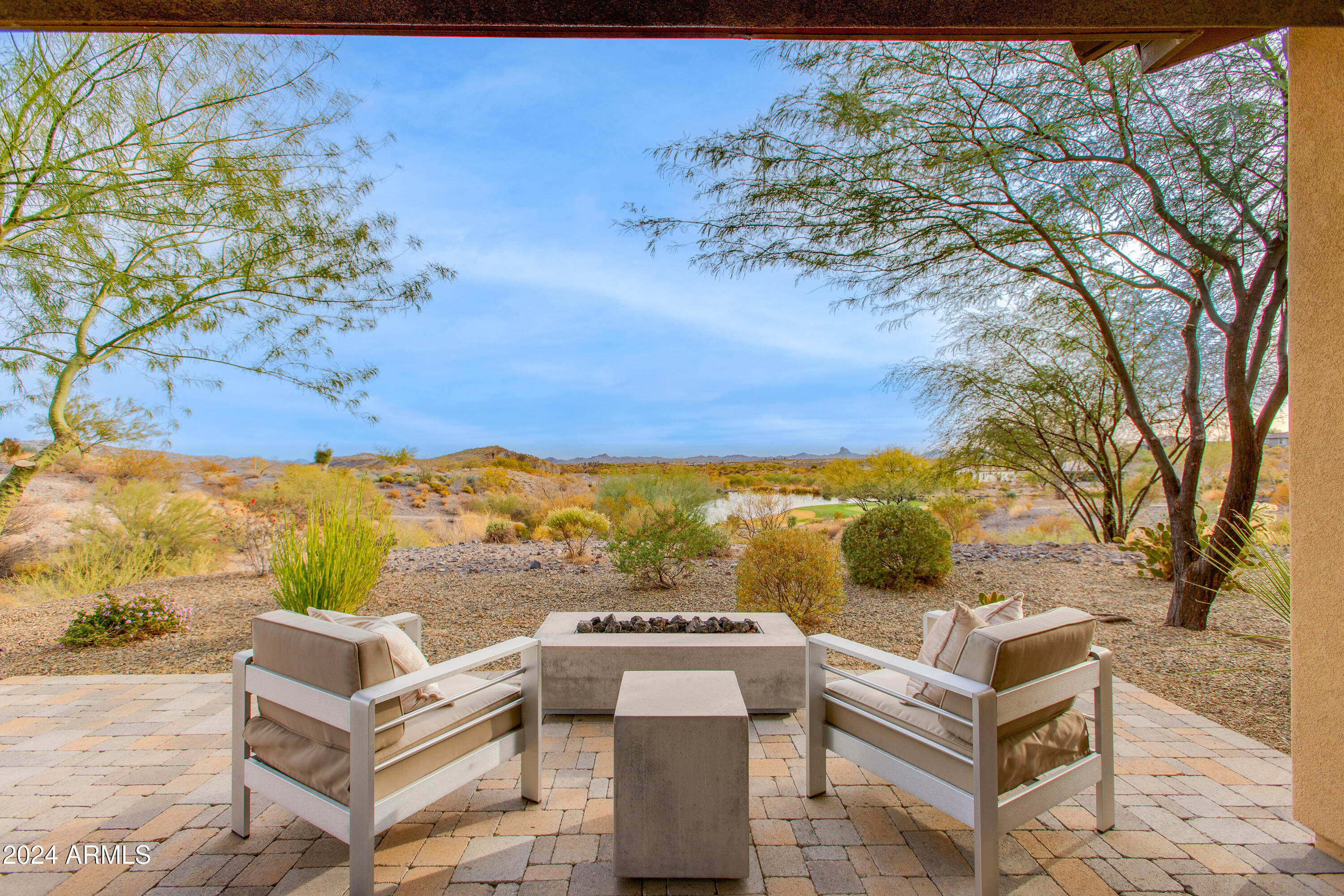 3247 HUCKLEBERRY Way