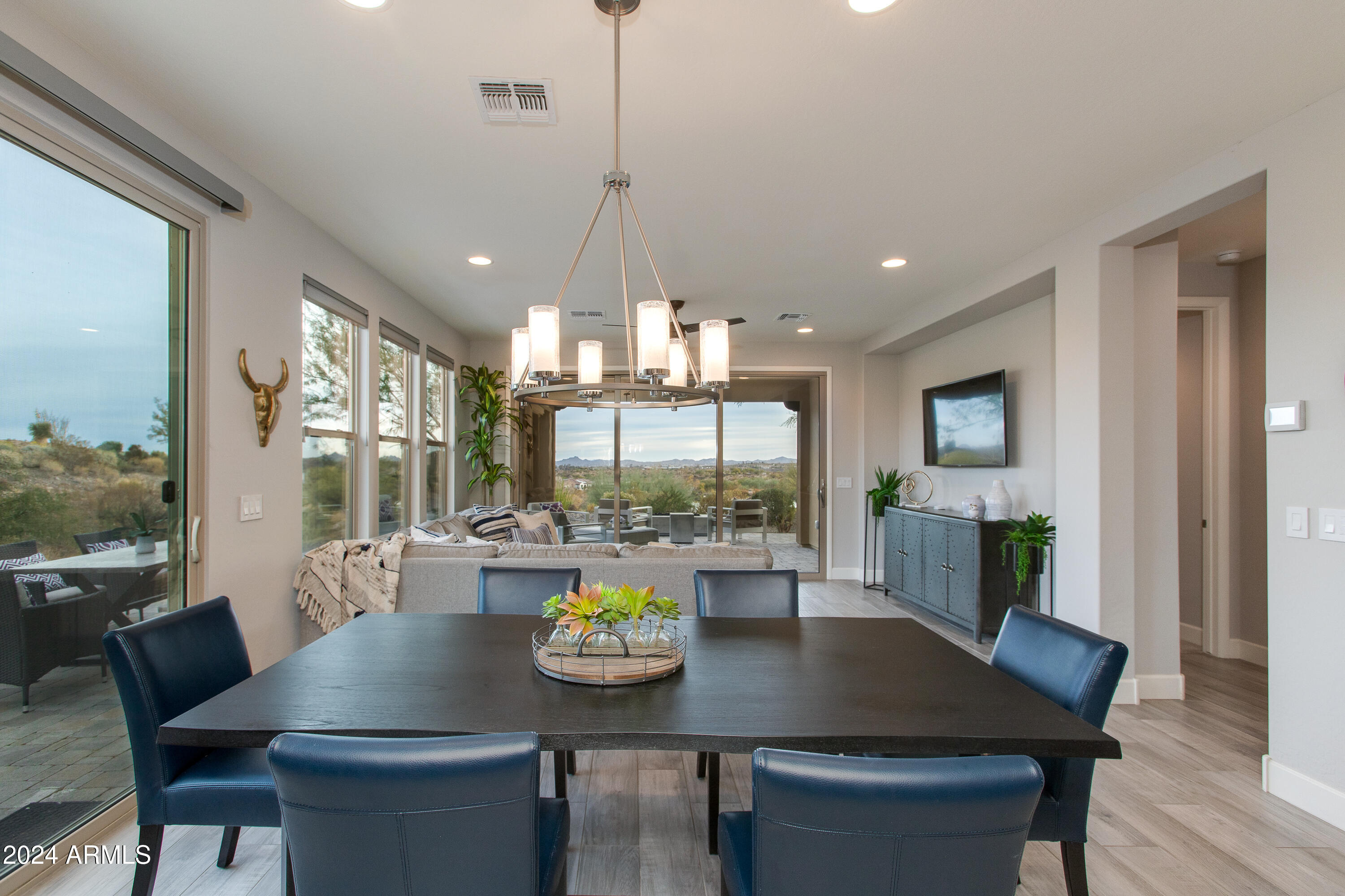 3247 HUCKLEBERRY Way